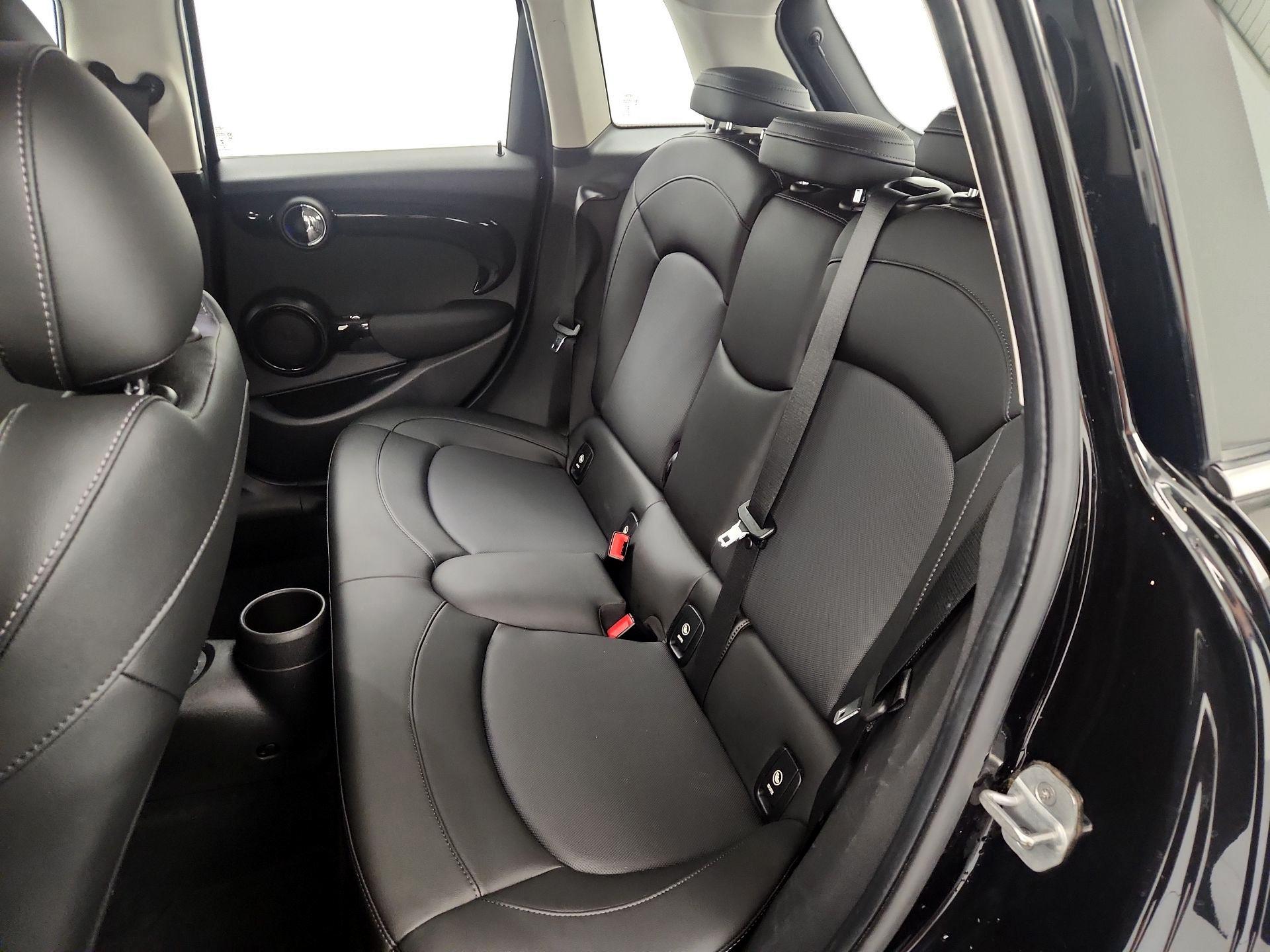 Thumbnail: 2019 MINI Cooper Hardtop - 19