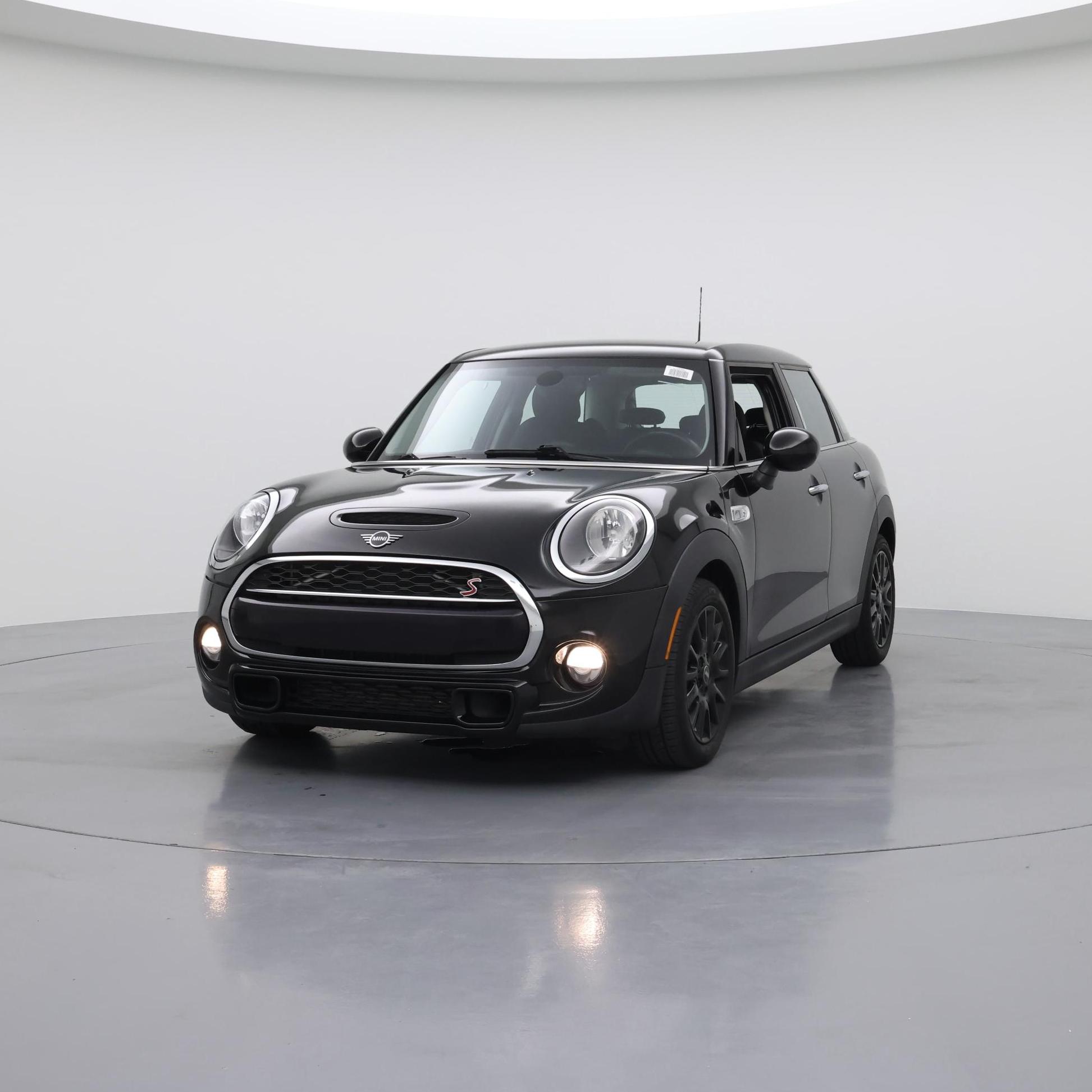 Thumbnail: 2019 MINI Cooper Hardtop - 4