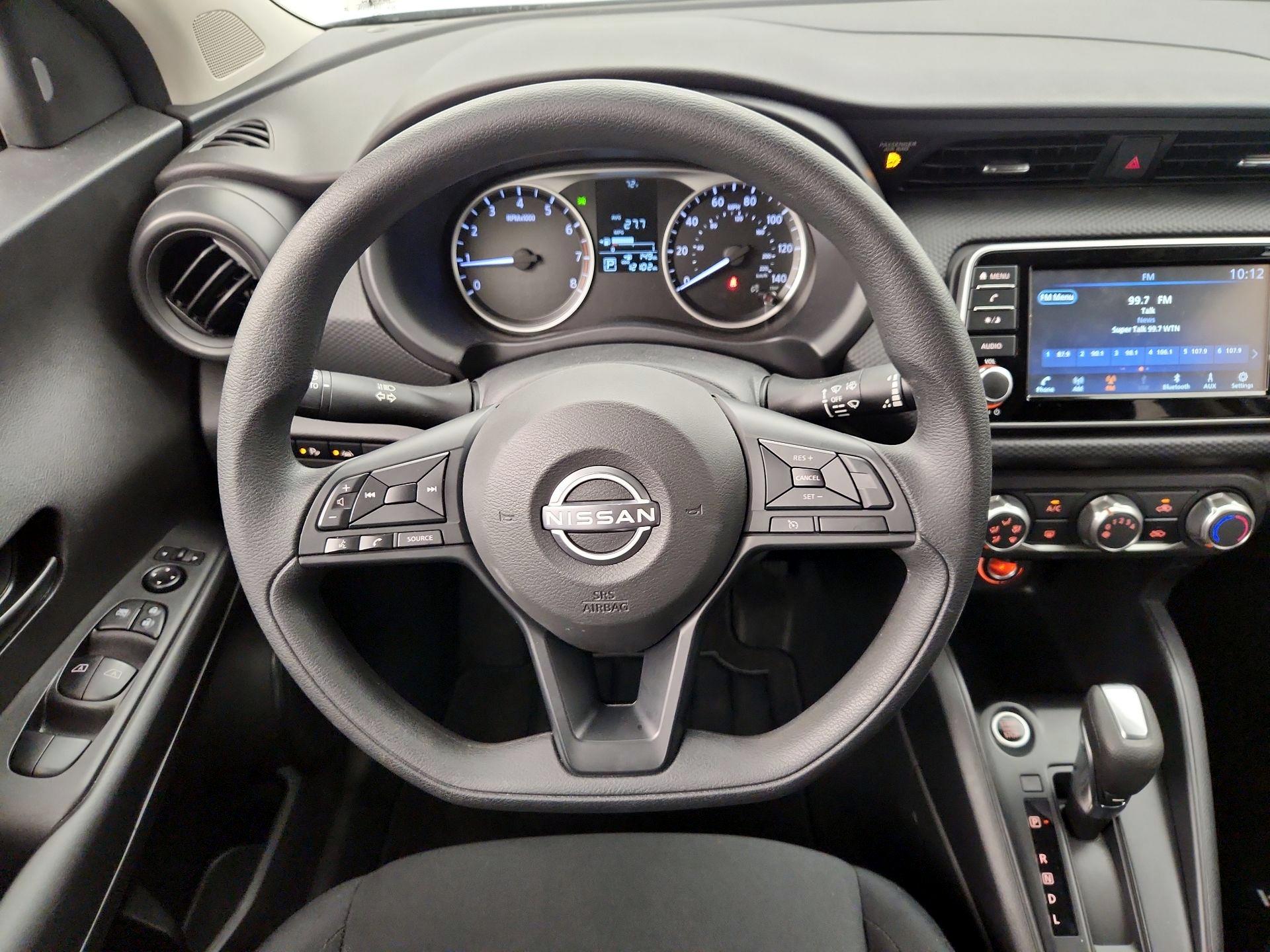 Thumbnail: 2024 Nissan Kicks - 10