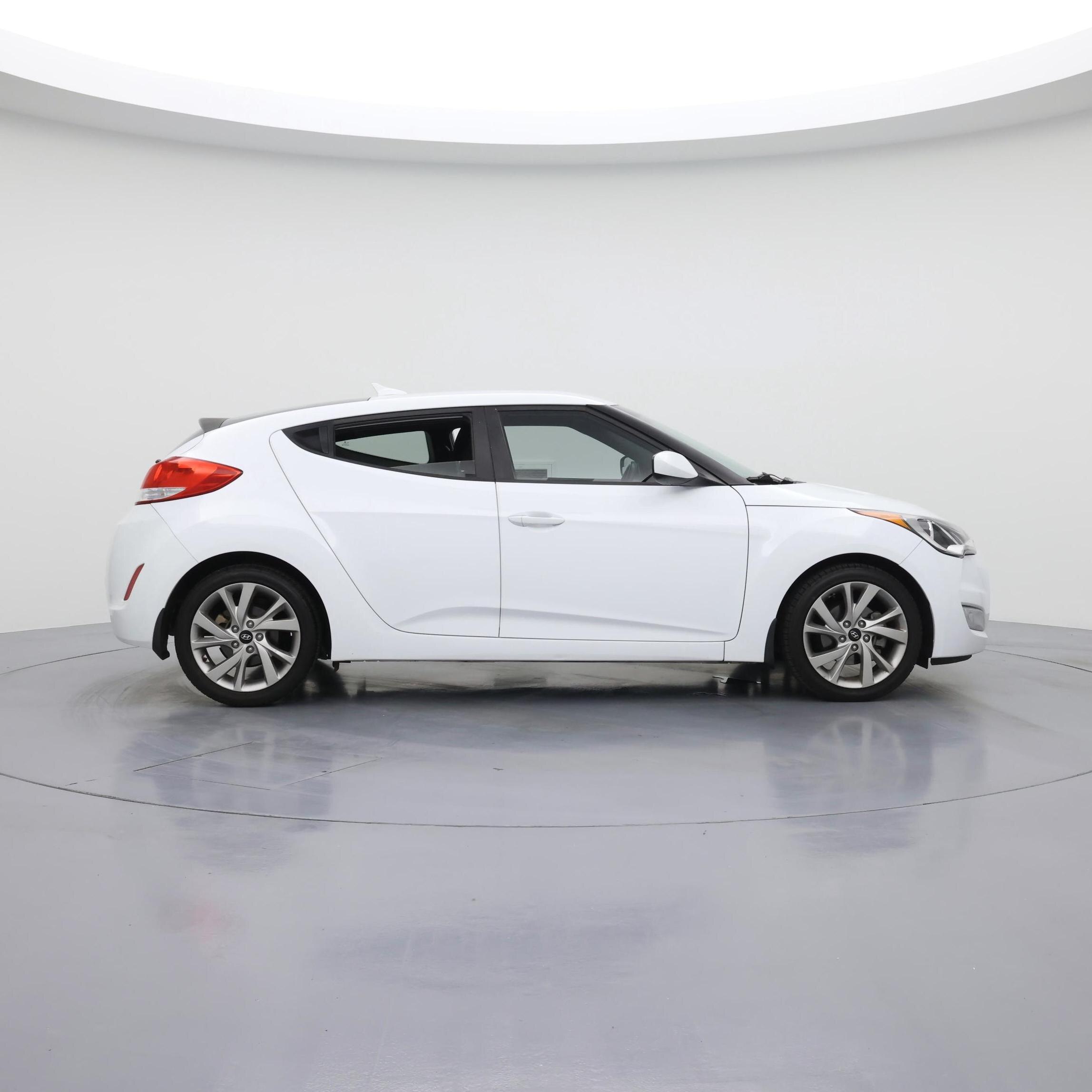Thumbnail: 2017 Hyundai Veloster - 7