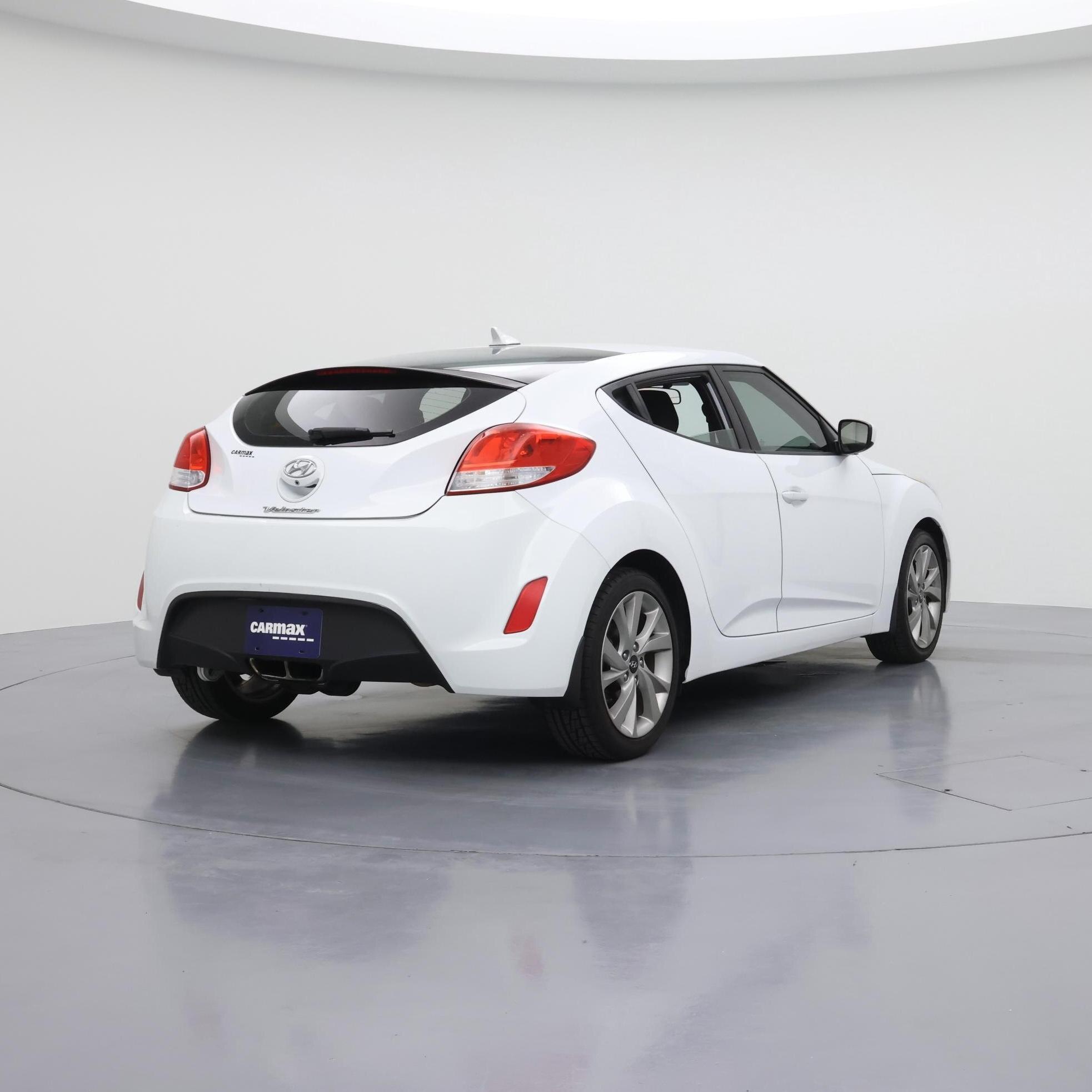 Thumbnail: 2017 Hyundai Veloster - 8