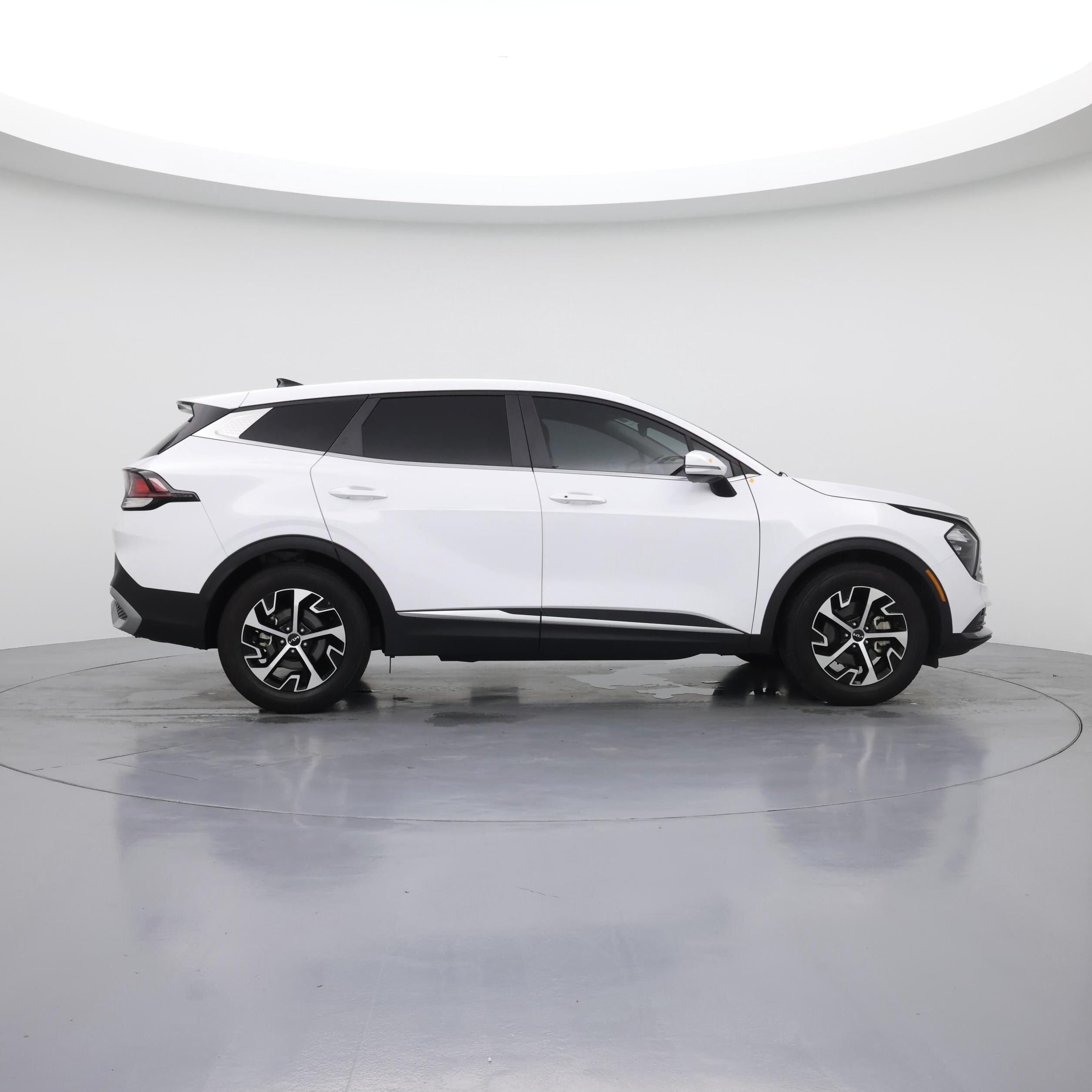 Thumbnail: 2023 Kia Sportage - 7