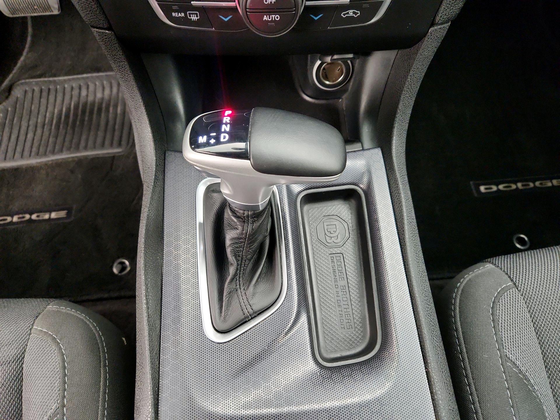 Thumbnail: 2016 Dodge Charger - 16