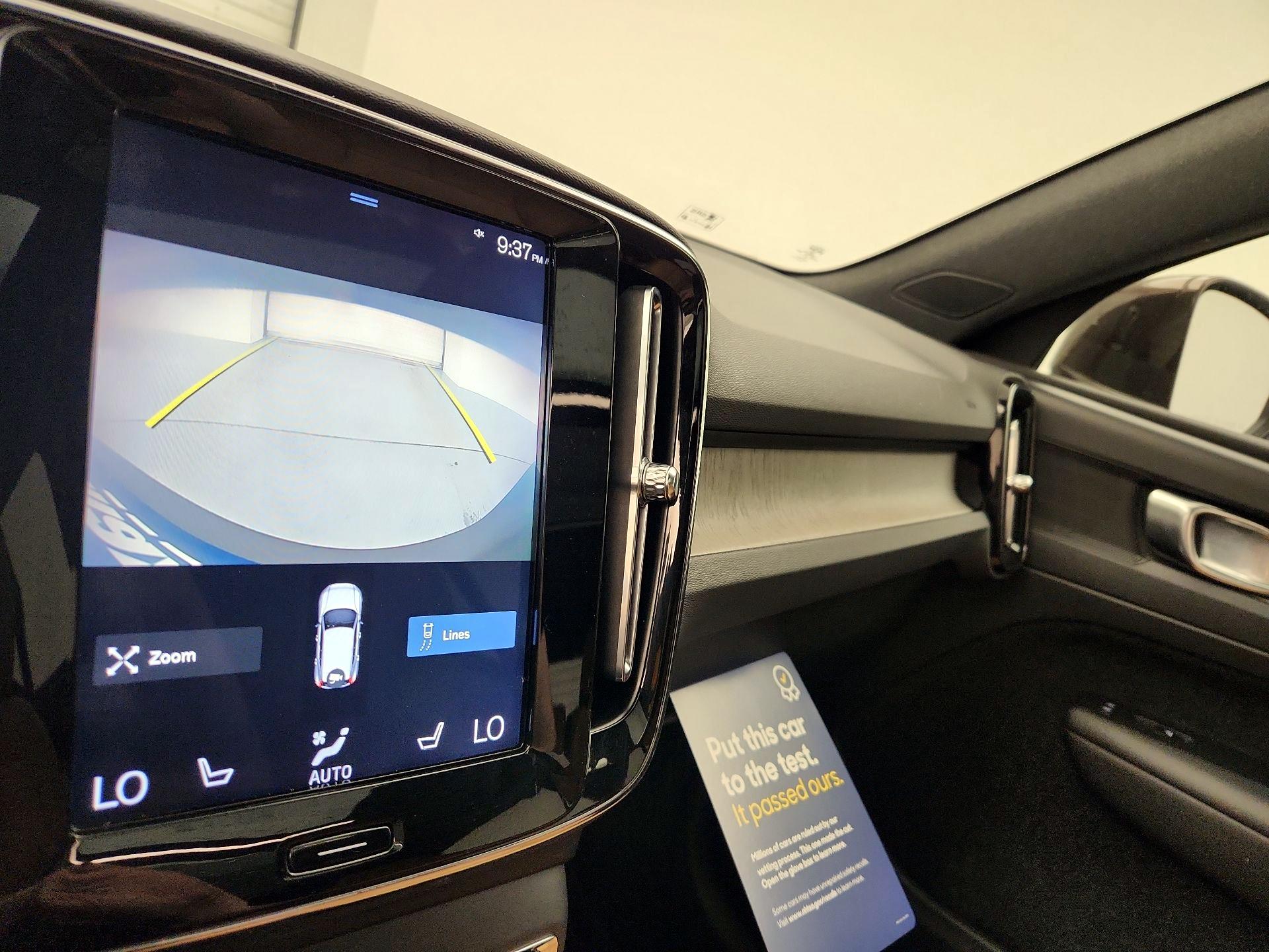 Thumbnail: 2019 Volvo XC40 - 14