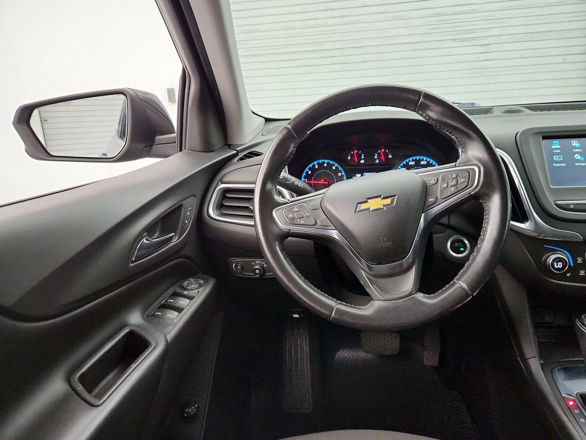 Thumbnail: 2018 Chevrolet Equinox - 10