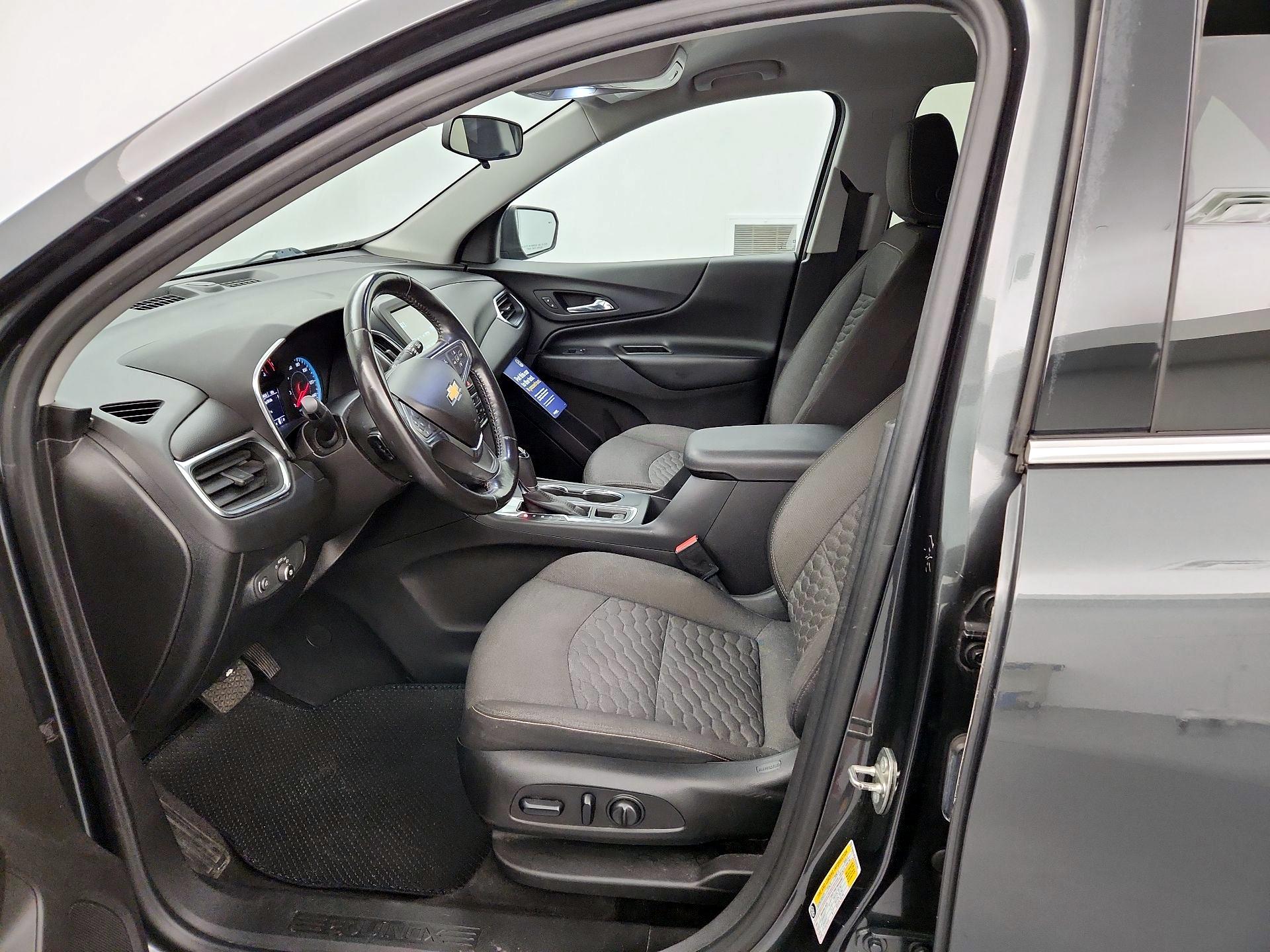 Thumbnail: 2018 Chevrolet Equinox - 11