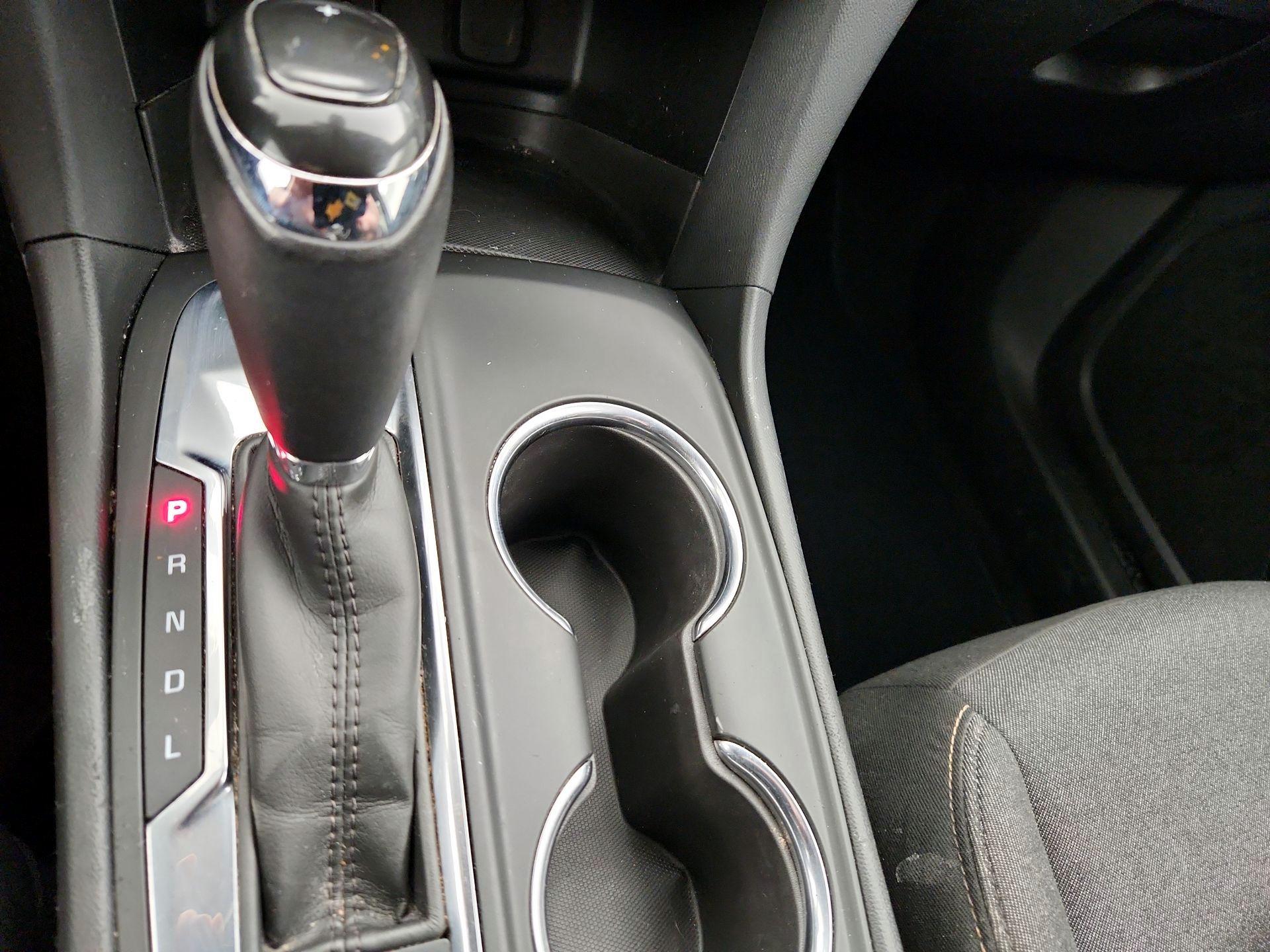 Thumbnail: 2018 Chevrolet Equinox - 17