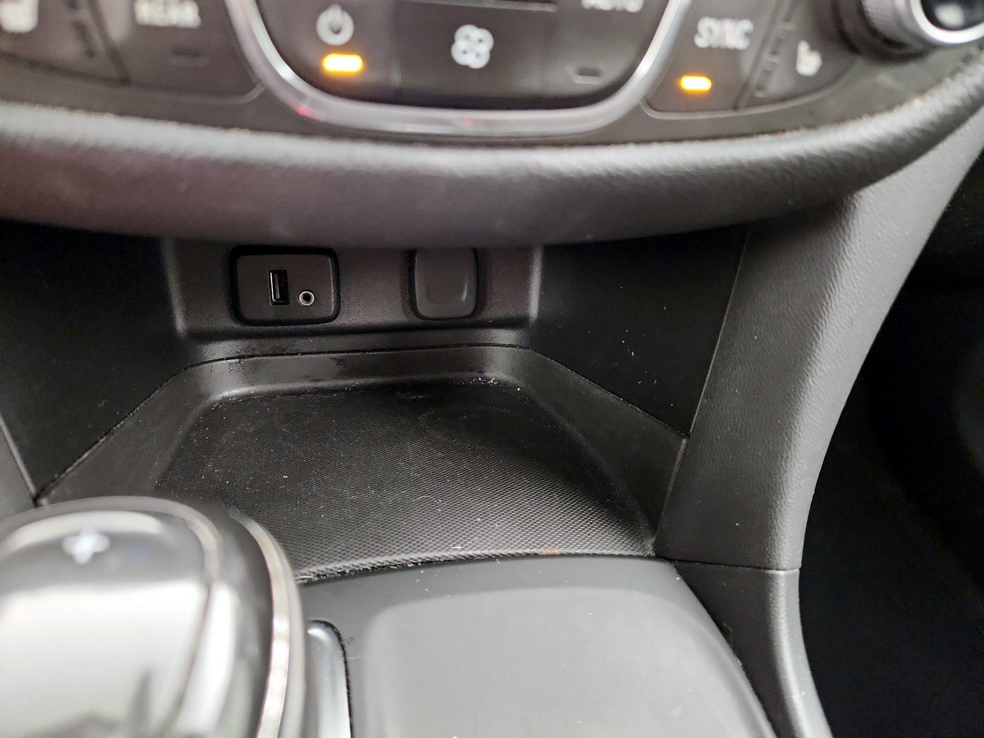 Thumbnail: 2018 Chevrolet Equinox - 18