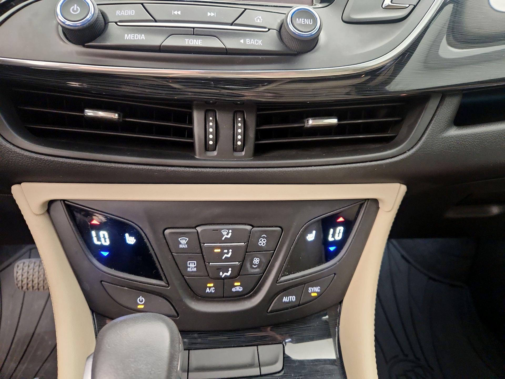 Thumbnail: 2018 Buick Envision - 17
