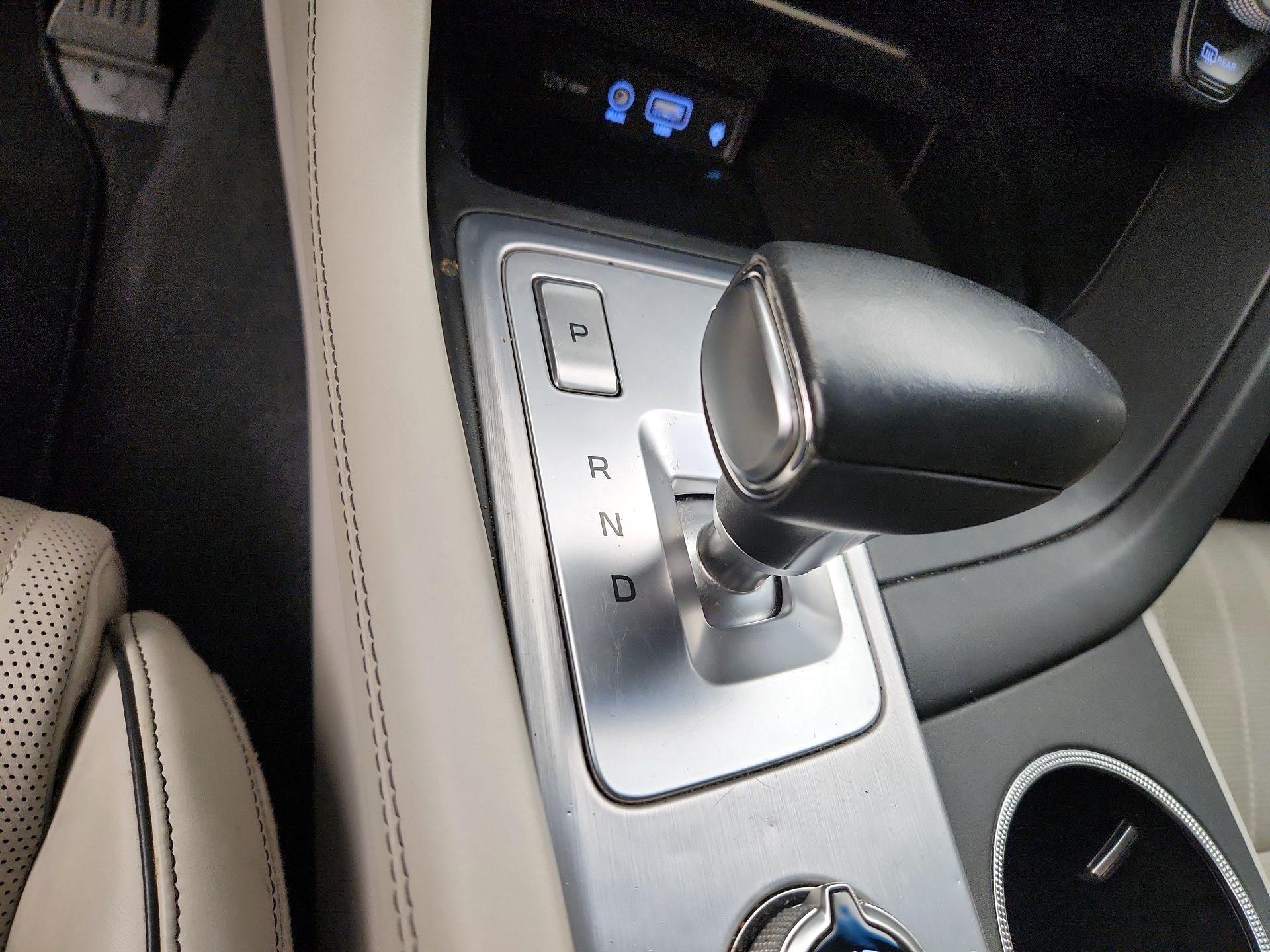 Thumbnail: 2019 Genesis G70 - 18