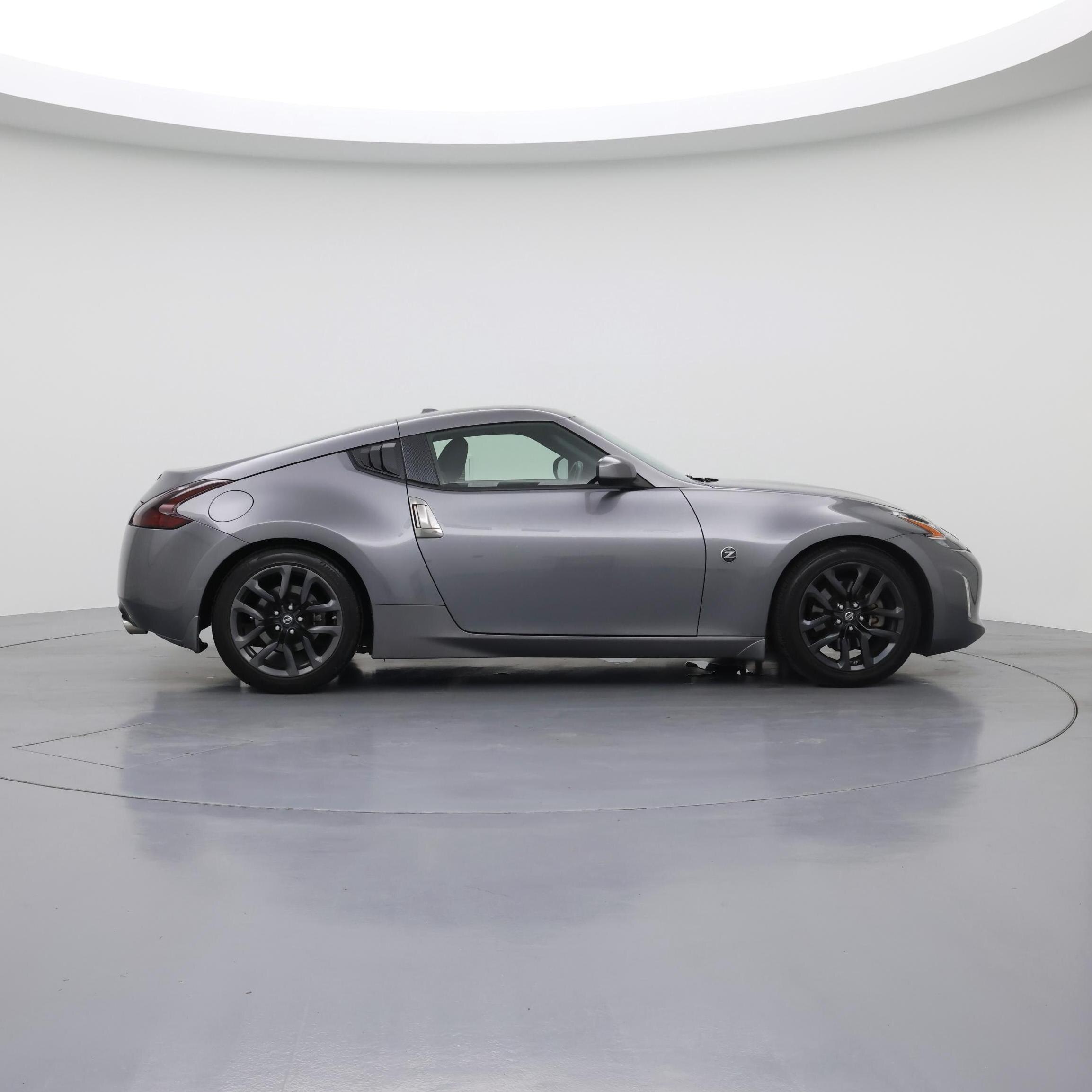 Thumbnail: 2018 Nissan Z - 7