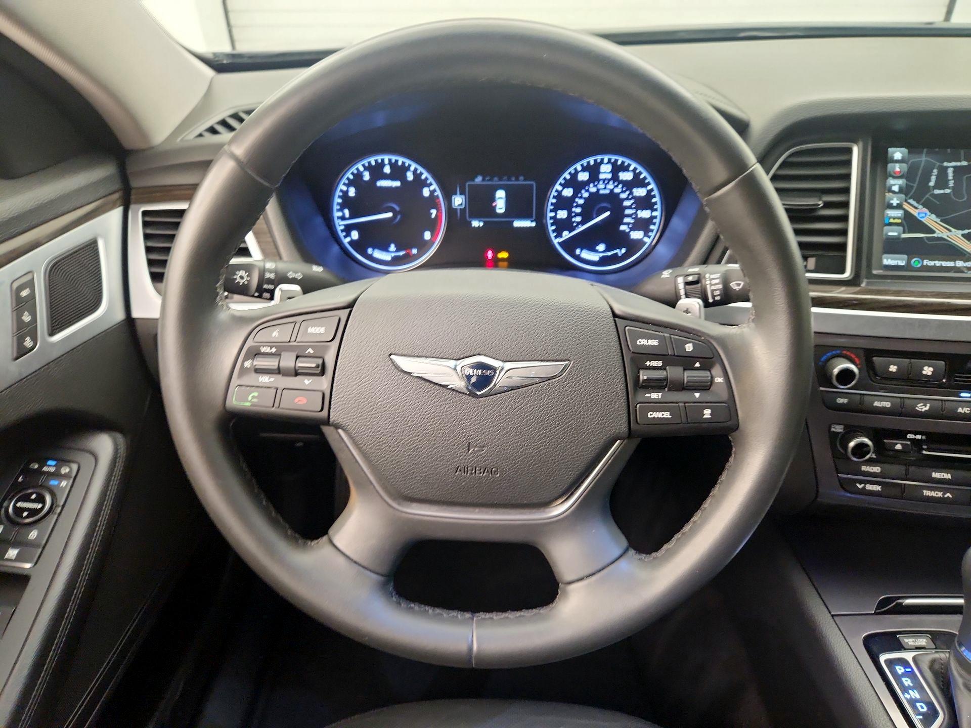 Thumbnail: 2017 Genesis G80 - 10