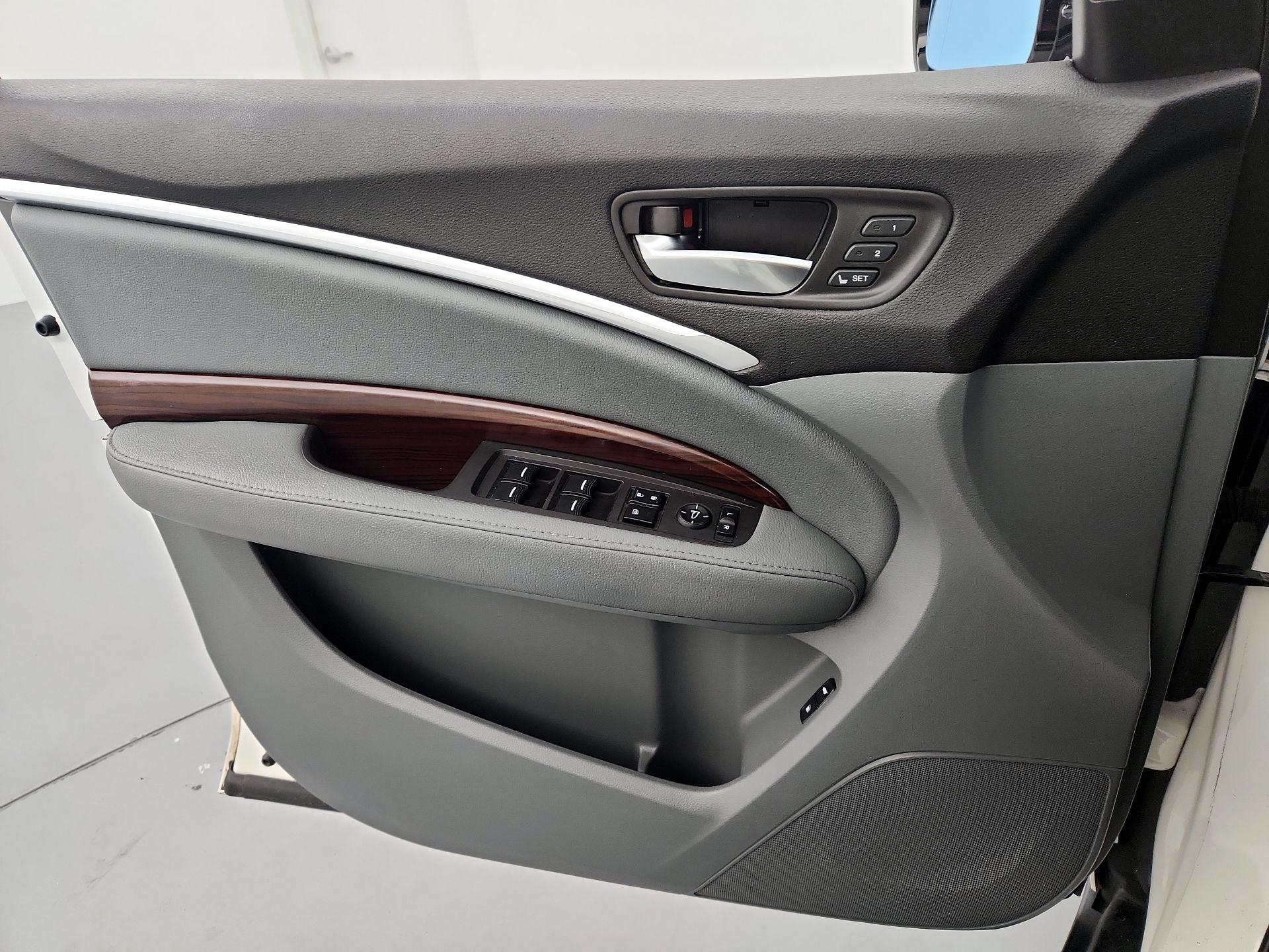 Thumbnail: 2015 Acura MDX - 12