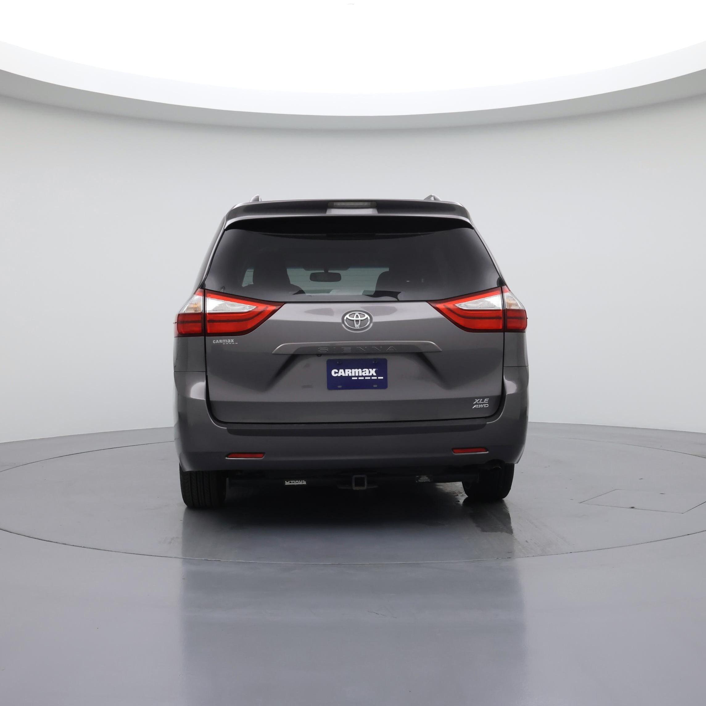 Thumbnail: 2015 Toyota Sienna - 6
