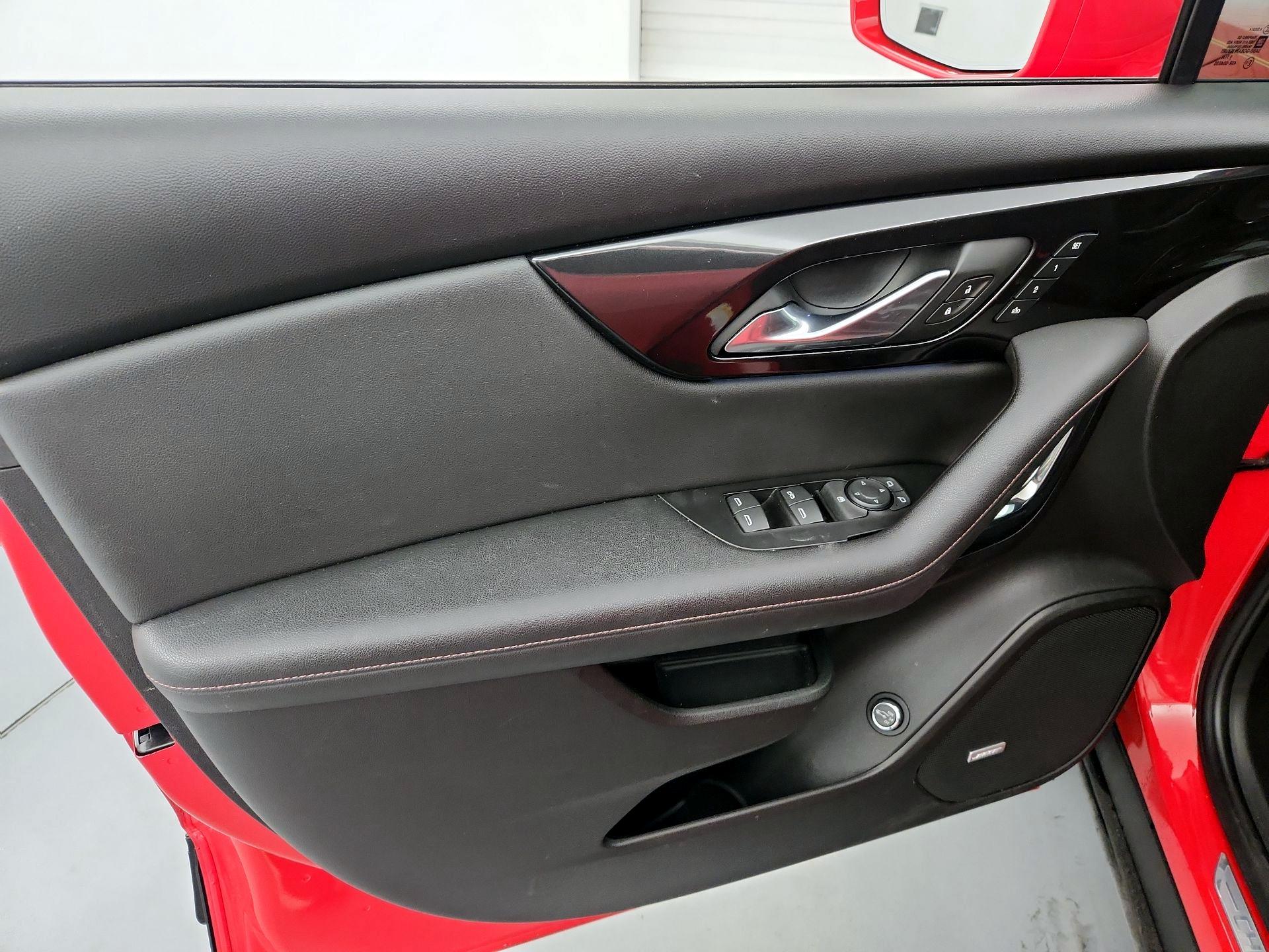 Thumbnail: 2020 Chevrolet Blazer - 12