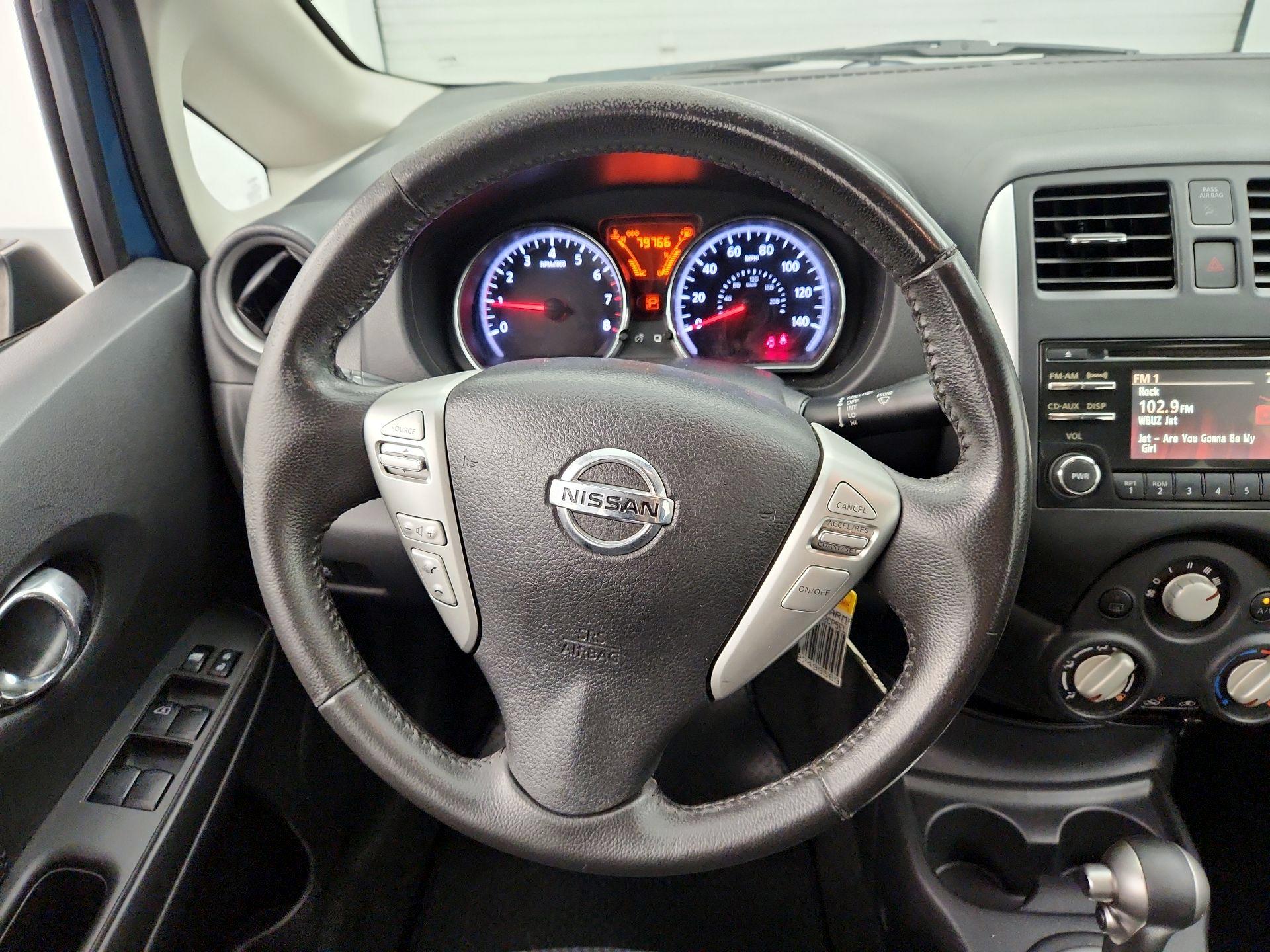 Thumbnail: 2014 Nissan Versa Note - 10