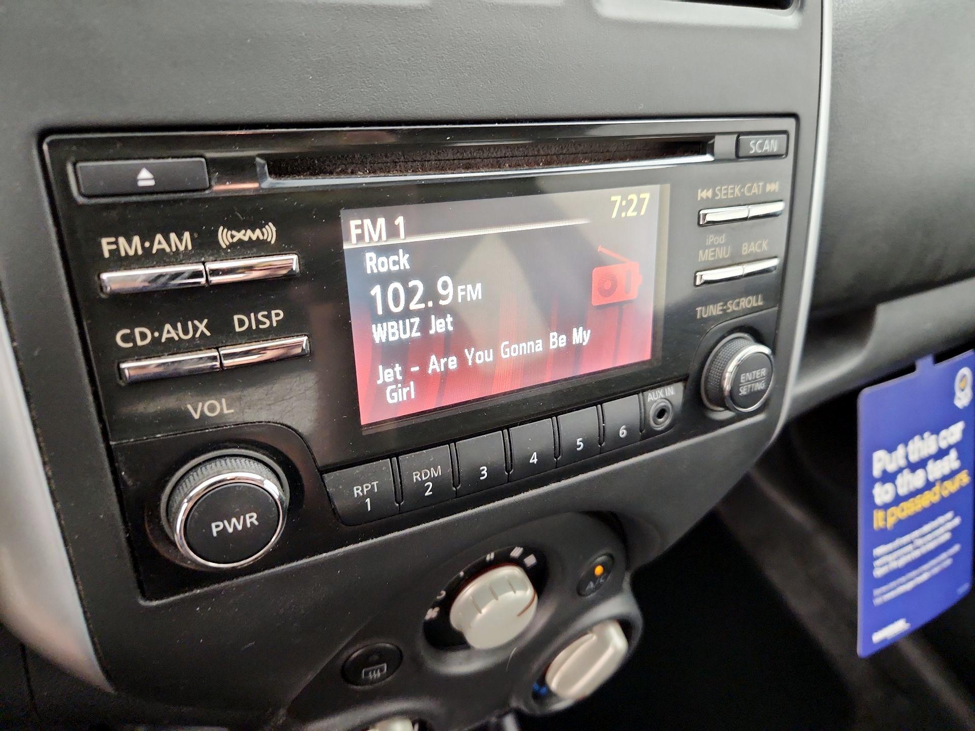 Thumbnail: 2014 Nissan Versa Note - 15