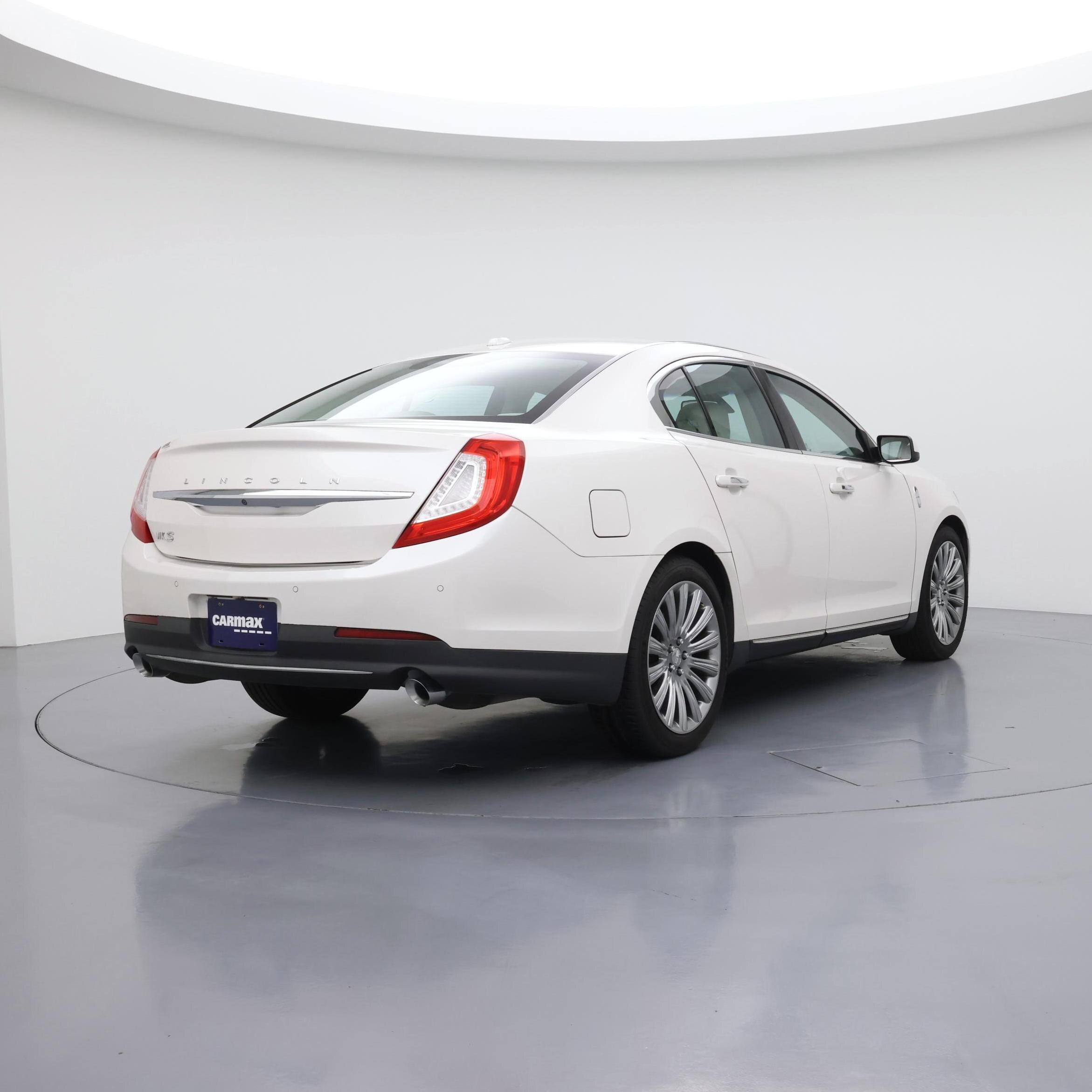 Thumbnail: 2015 Lincoln MKS - 8