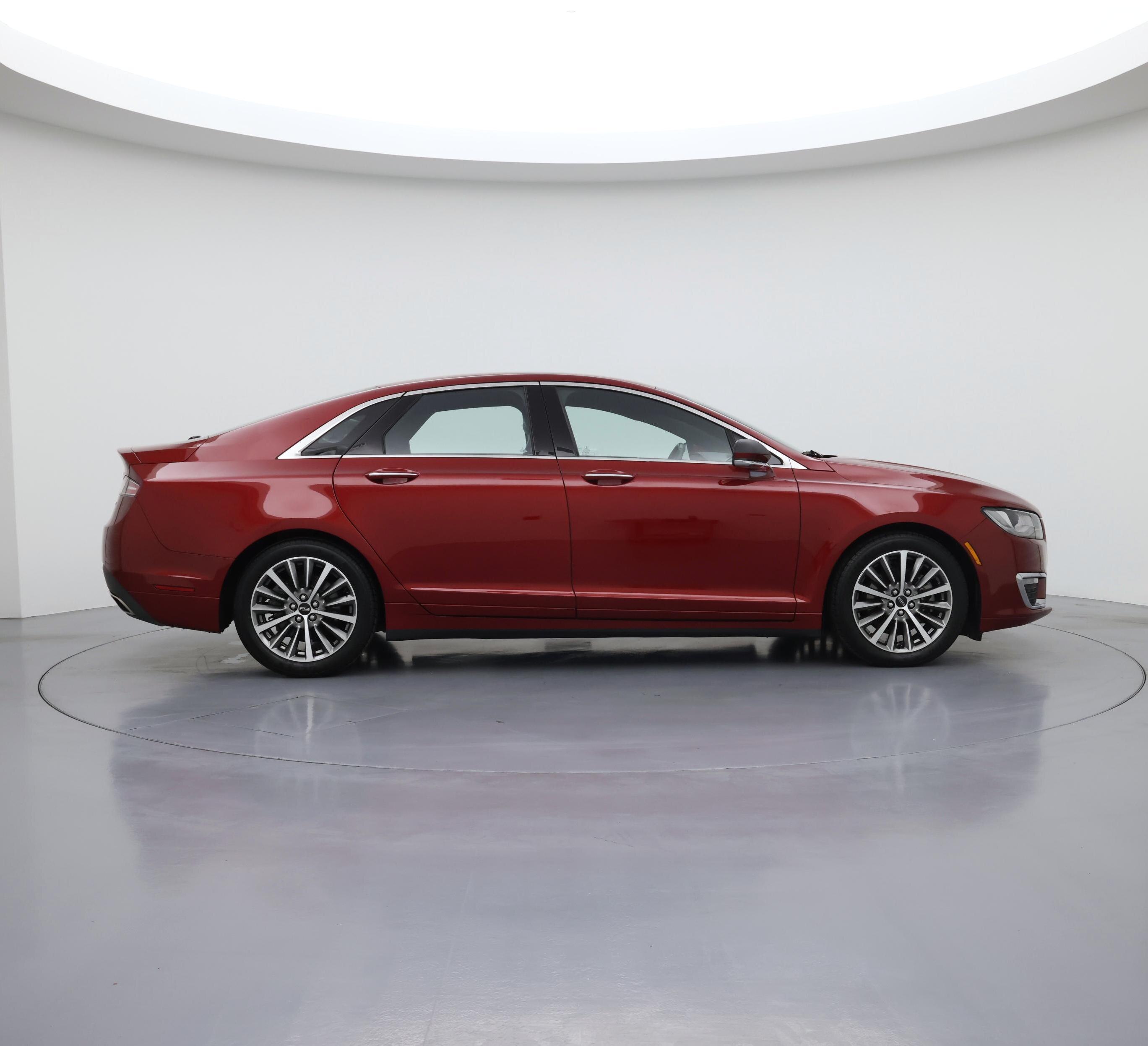 Thumbnail: 2017 Lincoln MKZ - 7