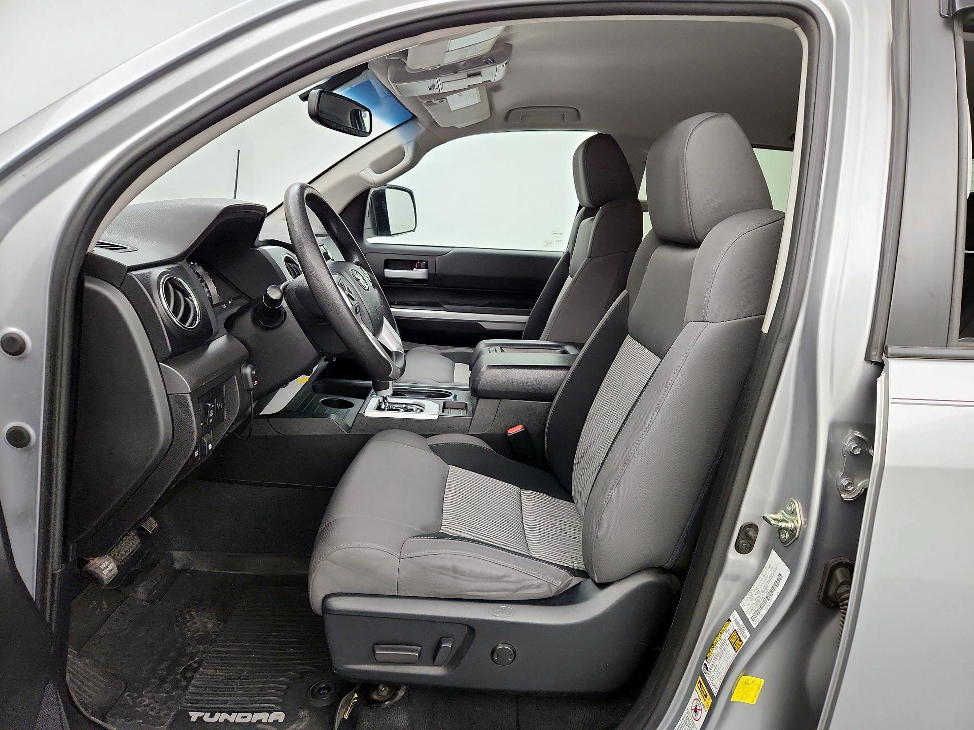 Thumbnail: 2016 Toyota Tundra - 11