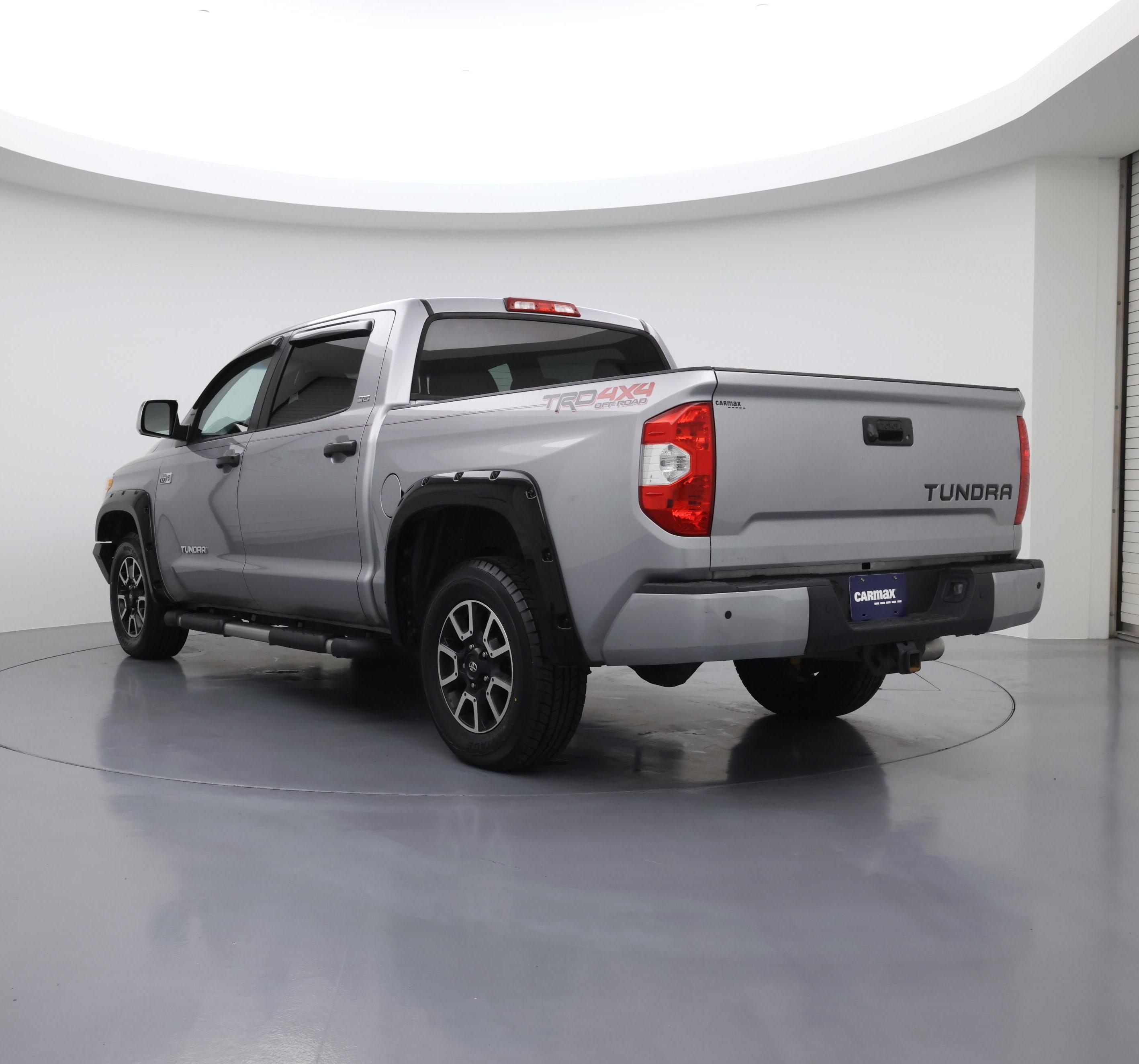 Thumbnail: 2016 Toyota Tundra - 2
