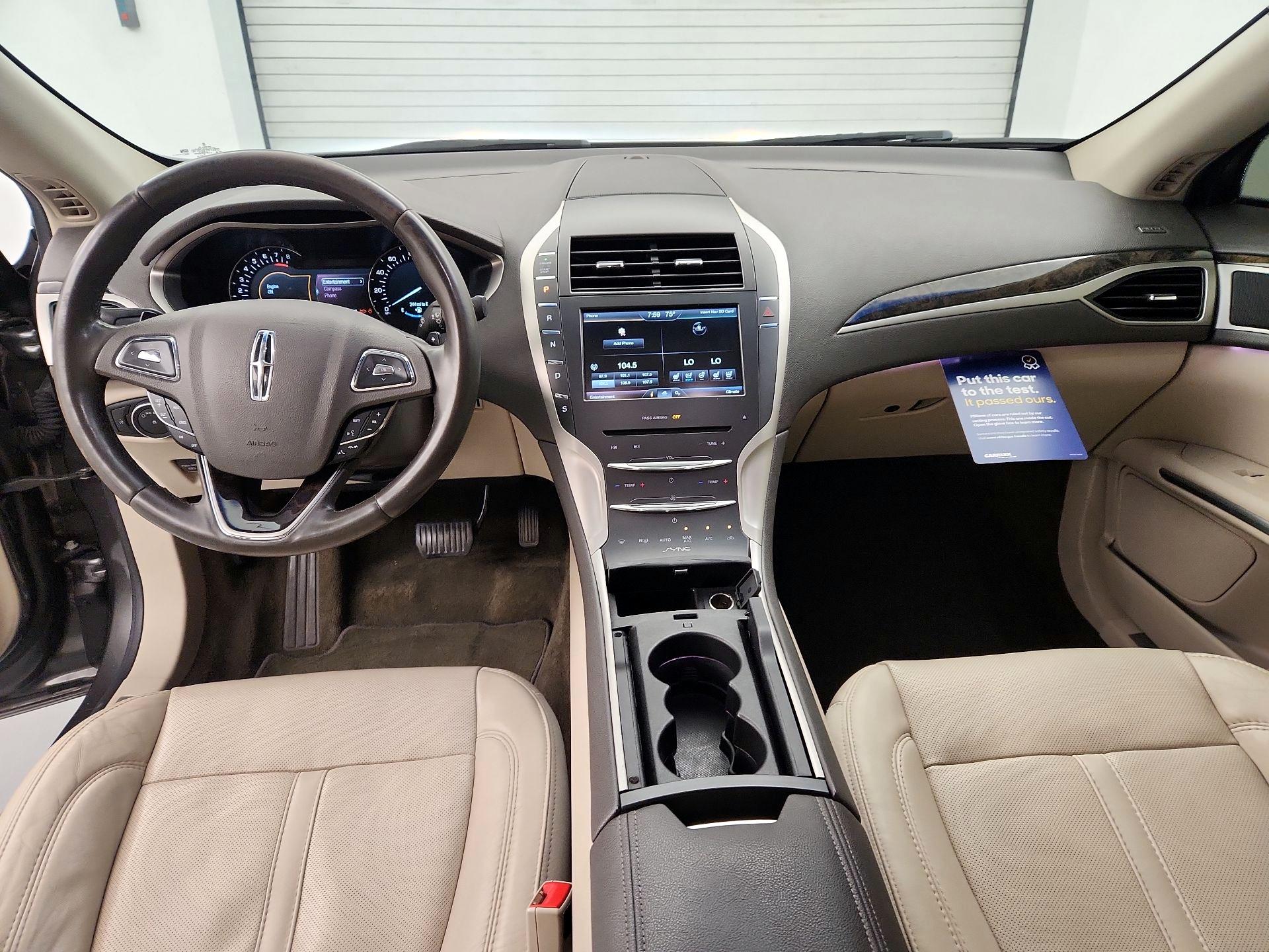 Thumbnail: 2016 Lincoln MKZ - 9