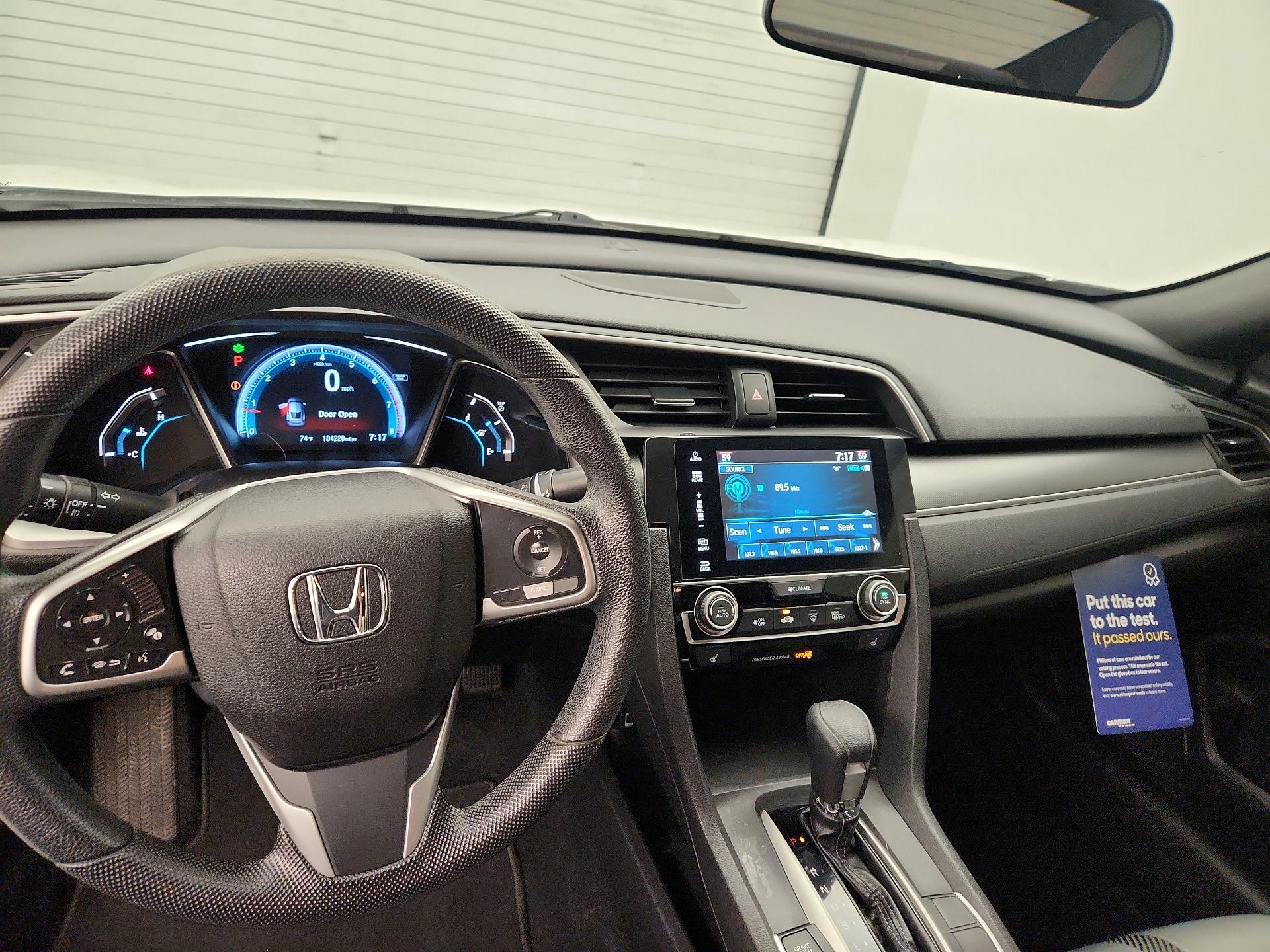 Thumbnail: 2016 Honda Civic - 9