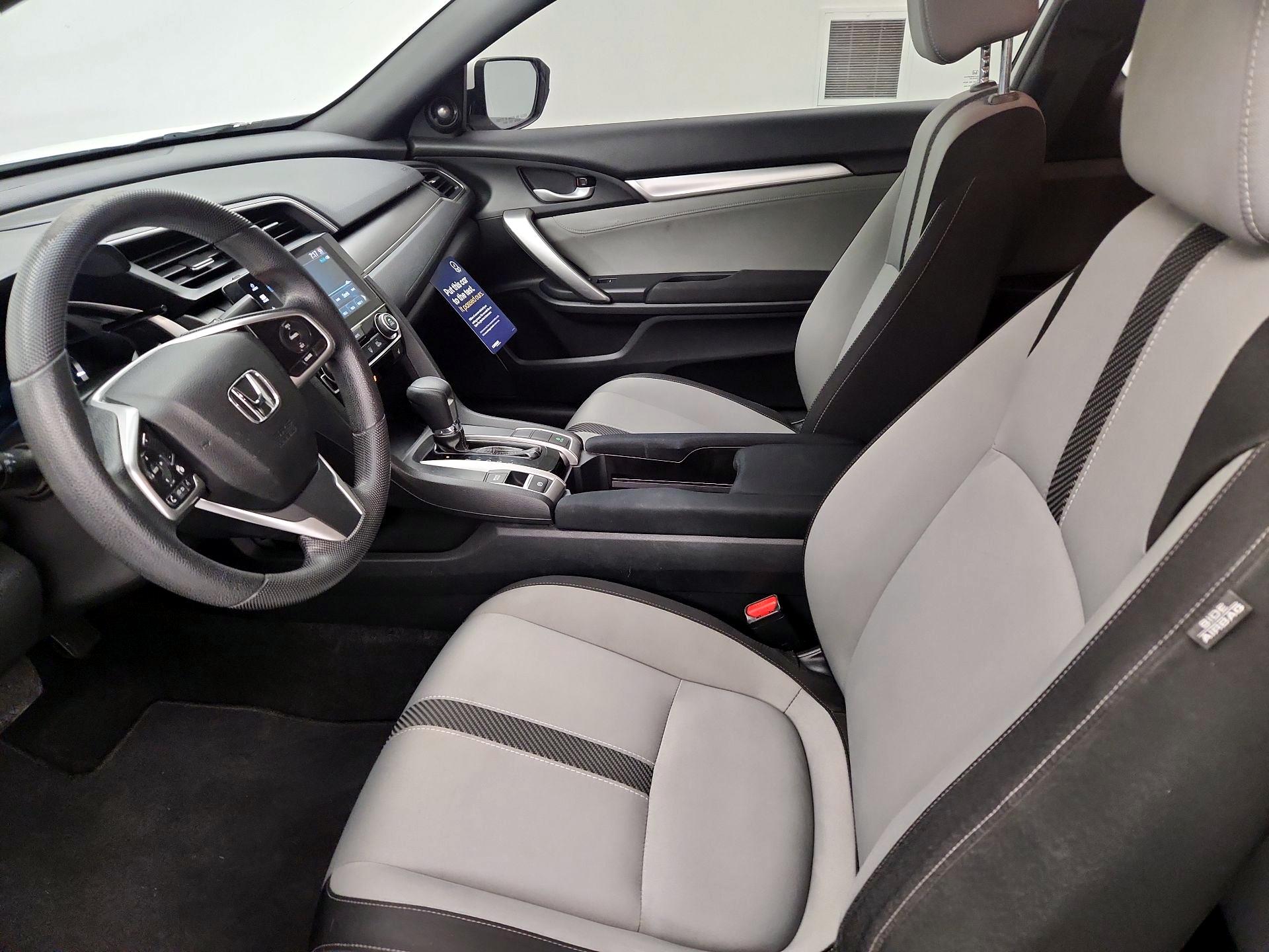 Thumbnail: 2016 Honda Civic - 11