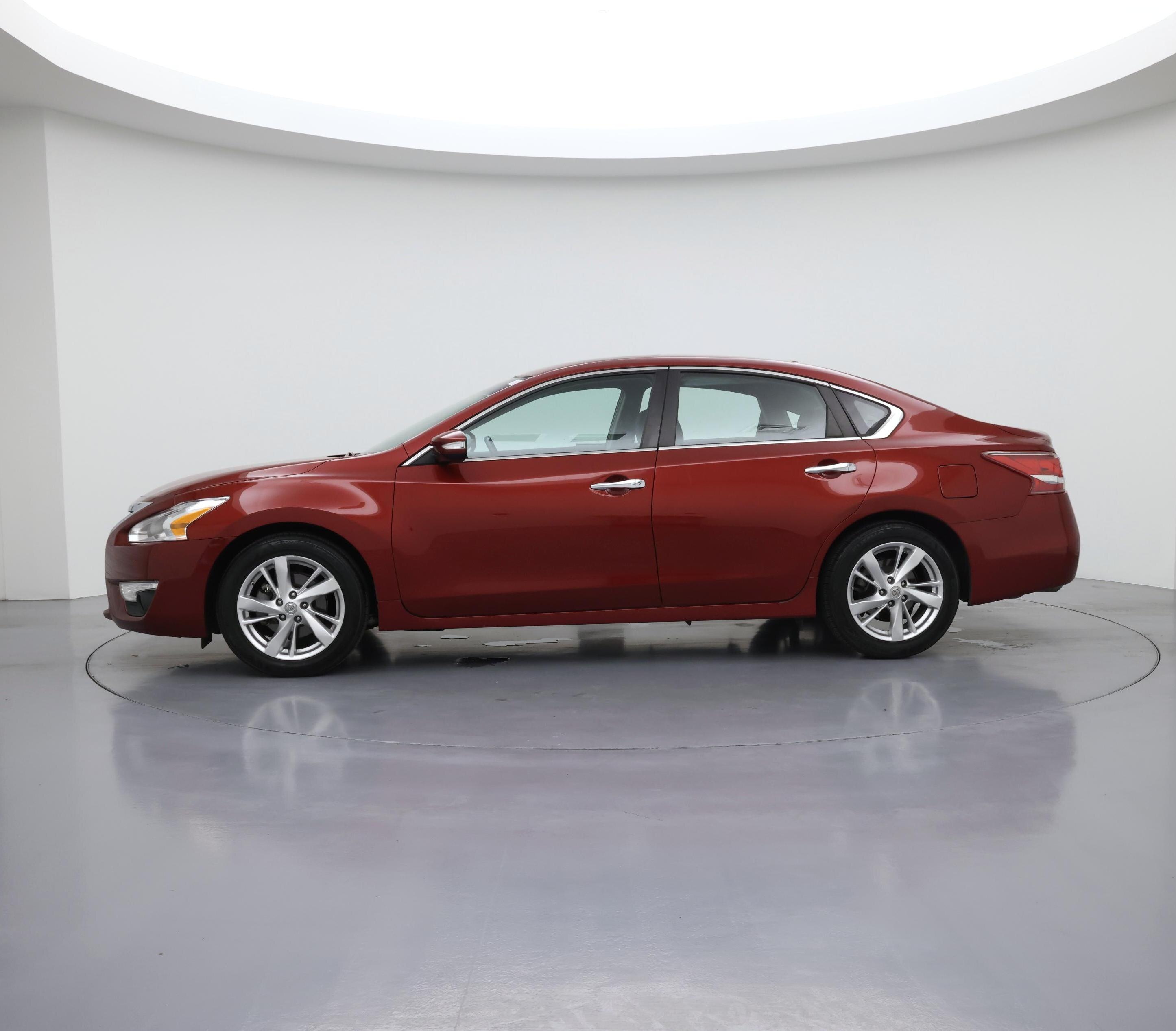 Thumbnail: 2013 Nissan Altima - 3