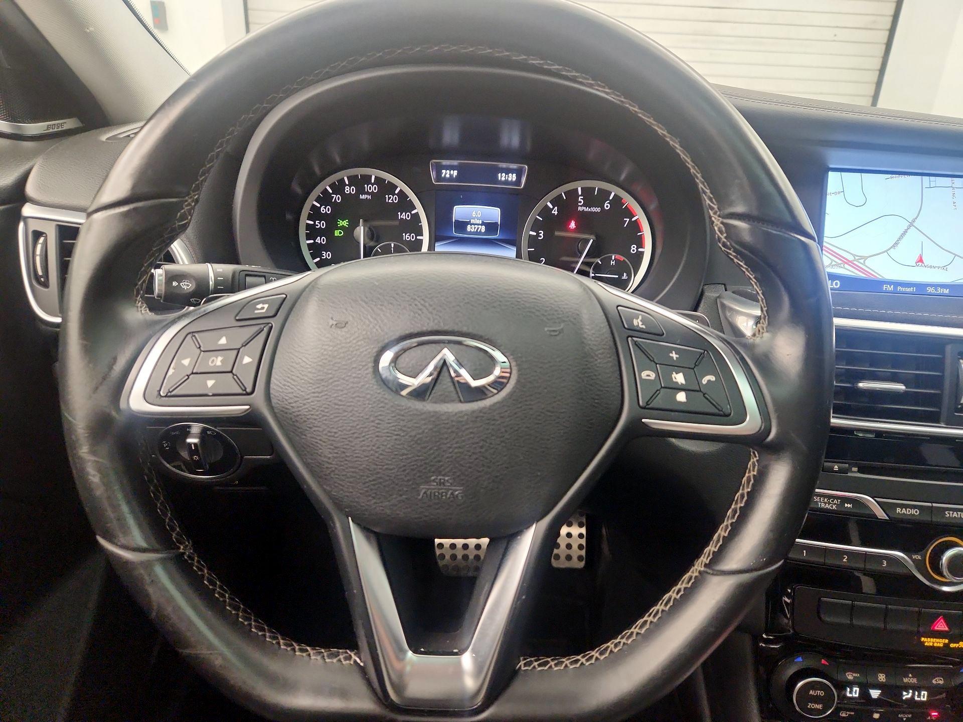 Thumbnail: 2017 INFINITI QX30 - 10