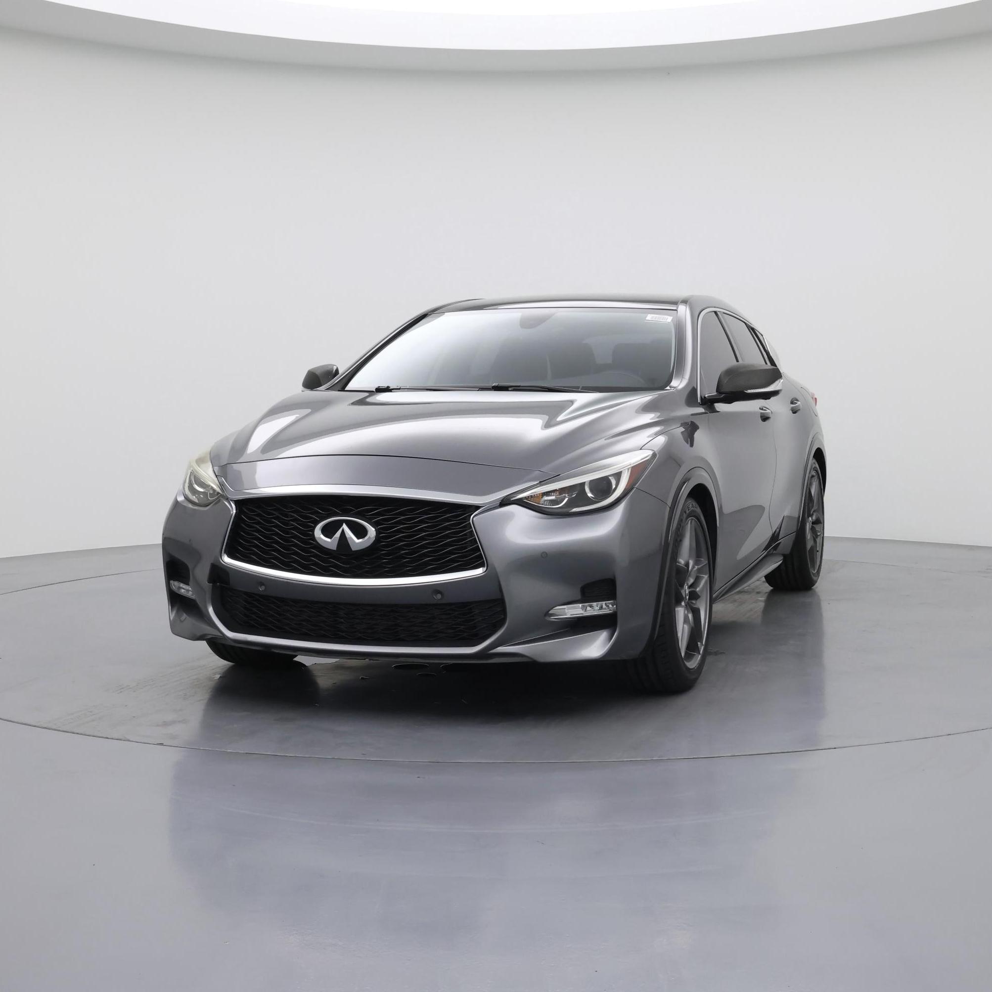 Thumbnail: 2017 INFINITI QX30 - 4