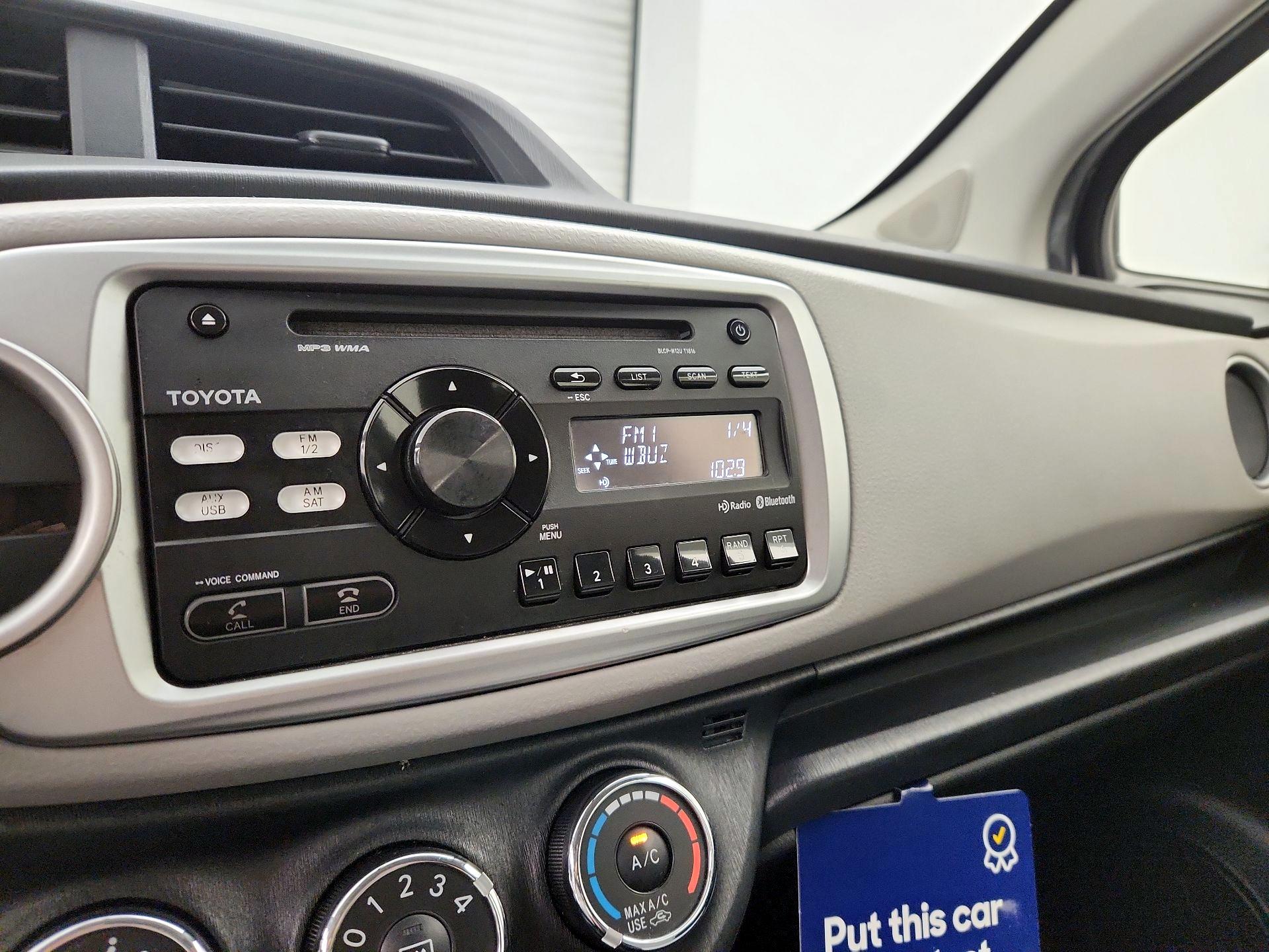 Thumbnail: 2013 Toyota Yaris - 14