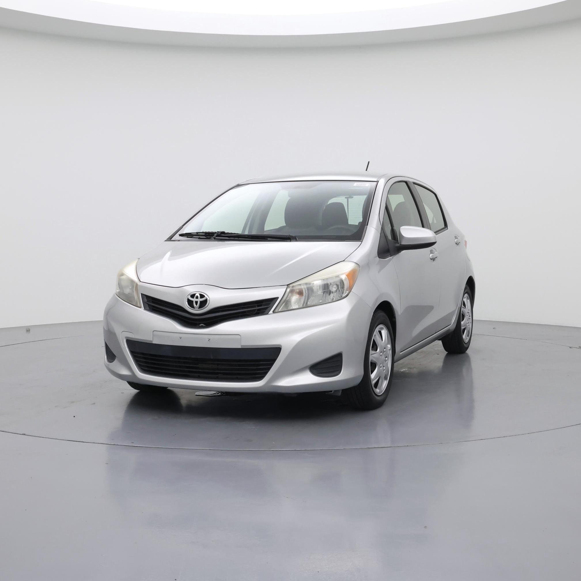 Thumbnail: 2013 Toyota Yaris - 4