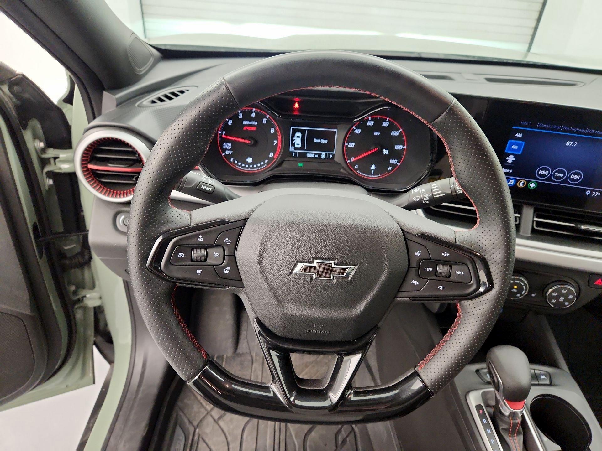 Thumbnail: 2024 Chevrolet Trax - 10