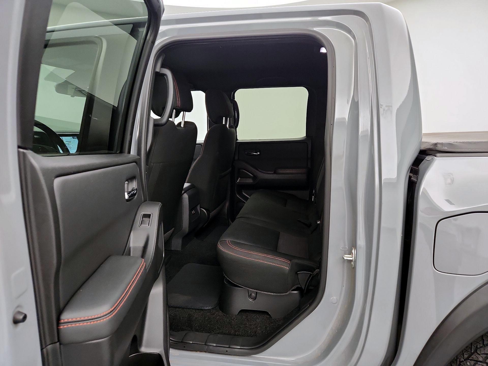Thumbnail: 2023 Nissan Frontier - 20