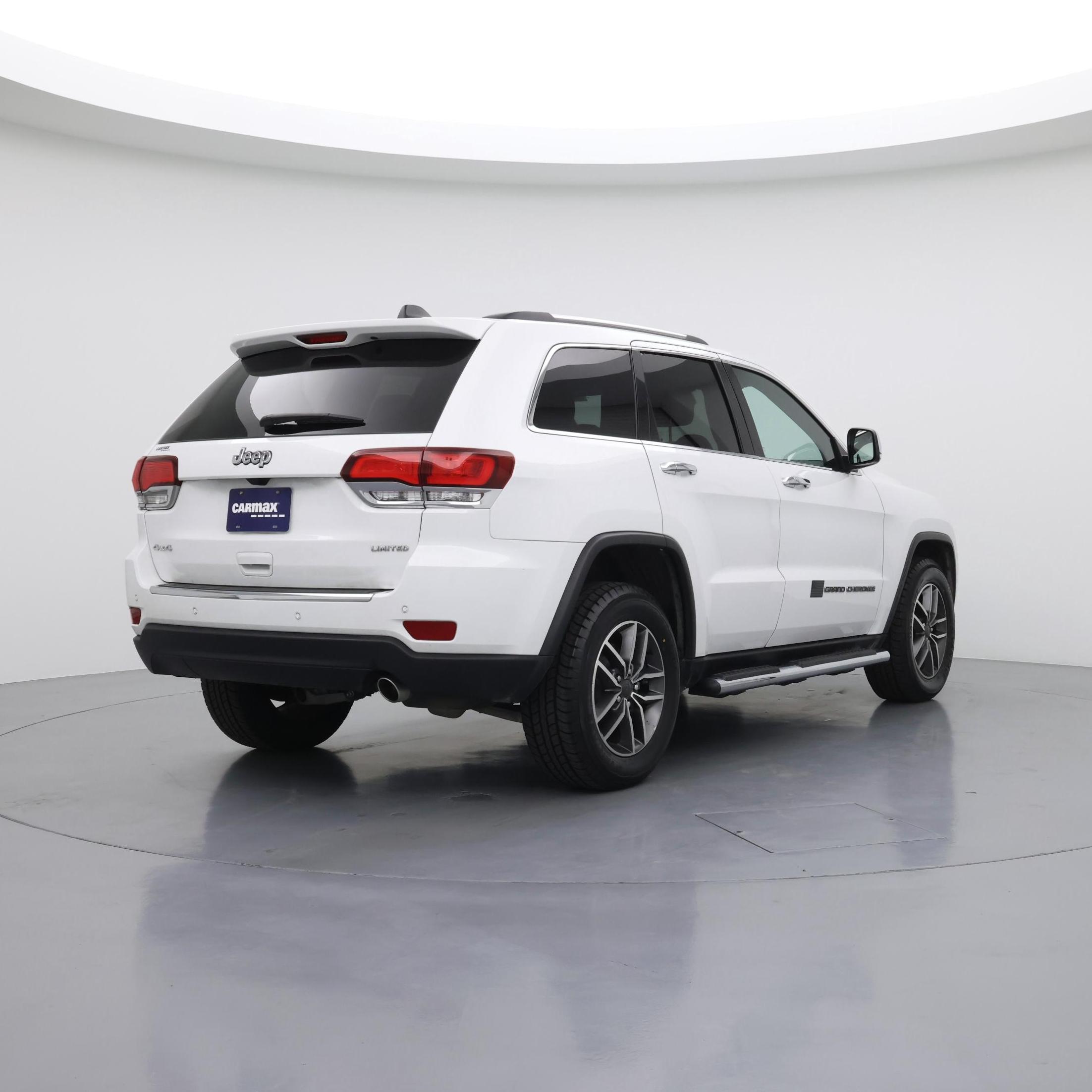 Thumbnail: 2020 Jeep Grand Cherokee - 8