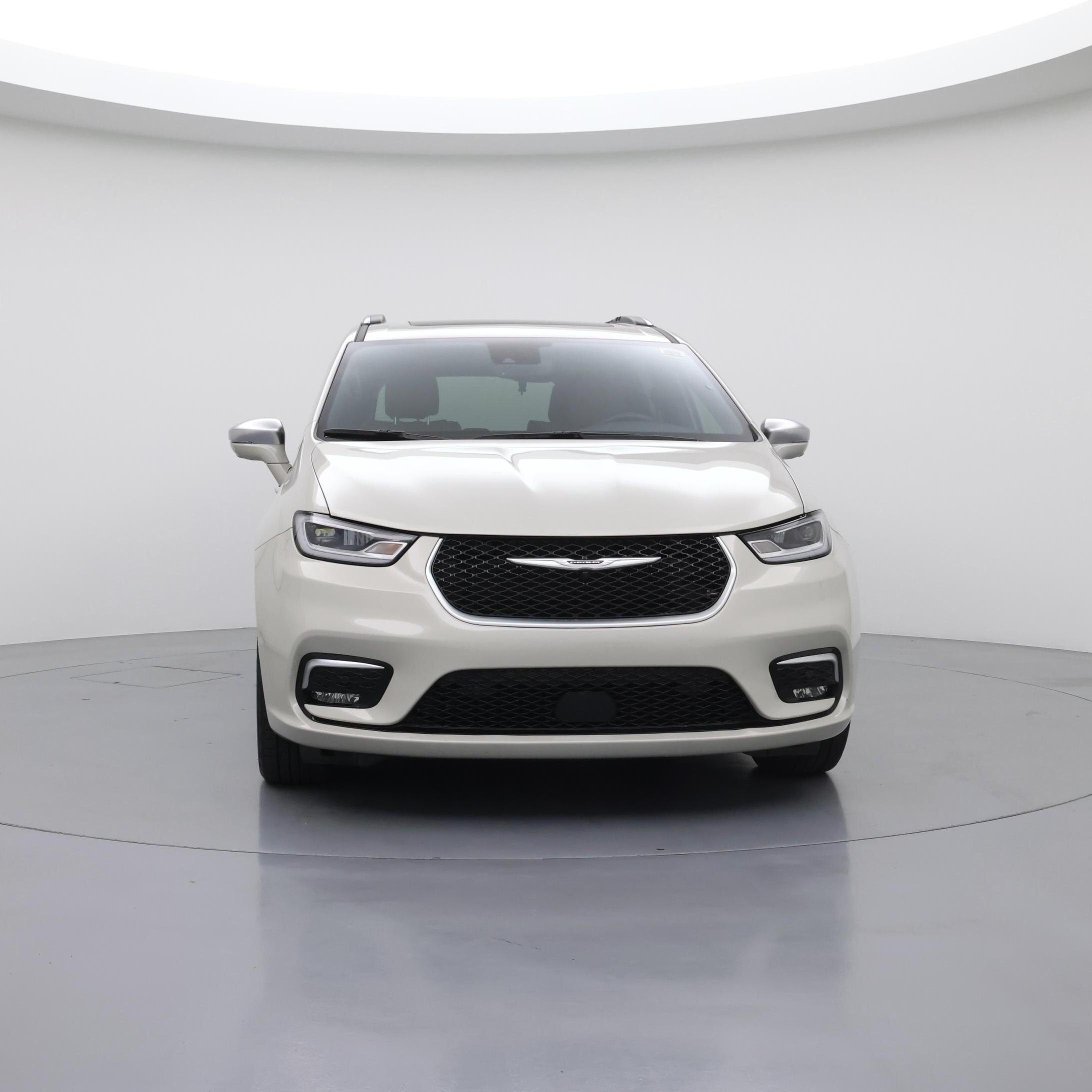 Thumbnail: 2021 Chrysler Pacifica - 5