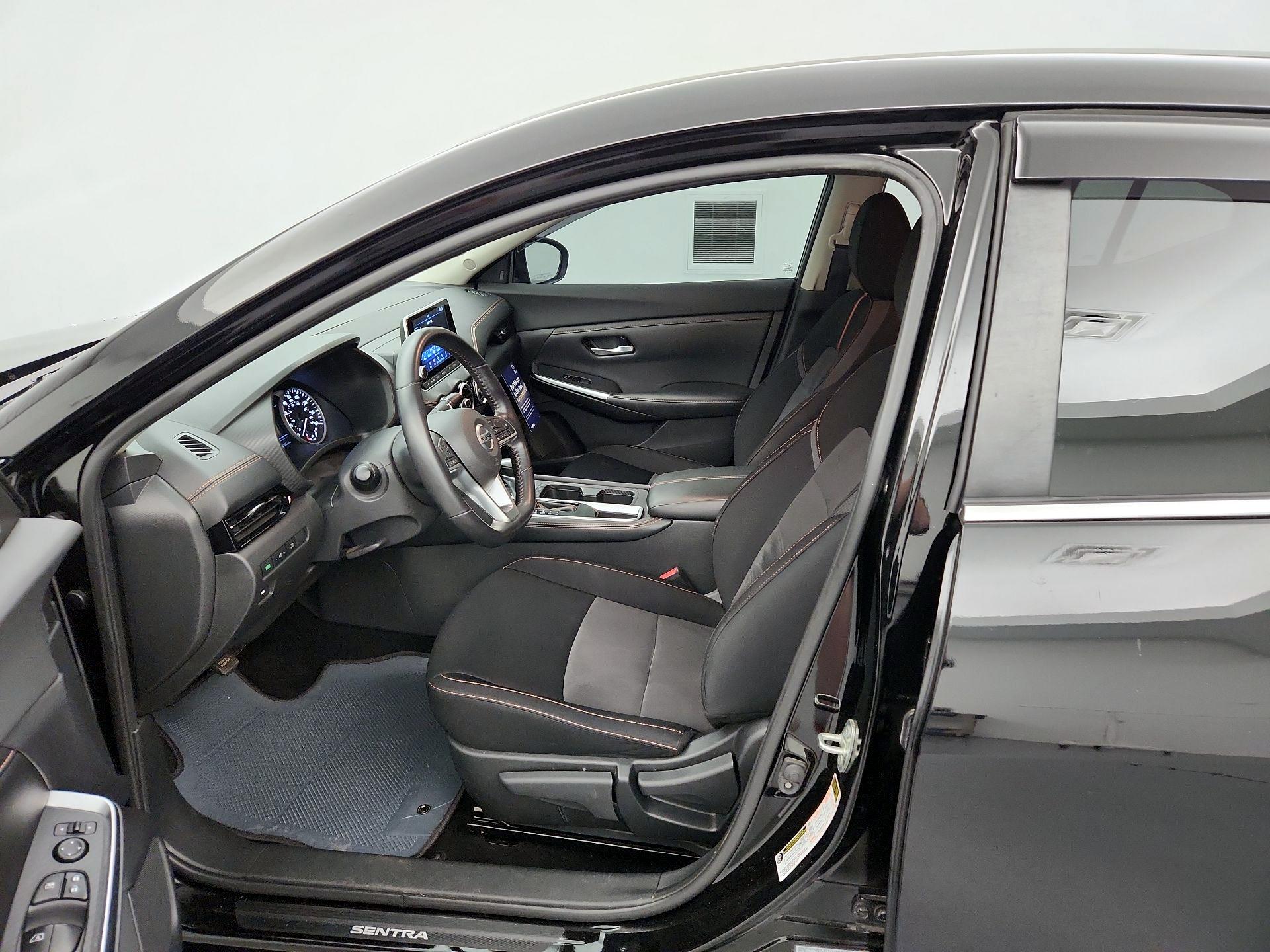 Thumbnail: 2021 Nissan Sentra - 11