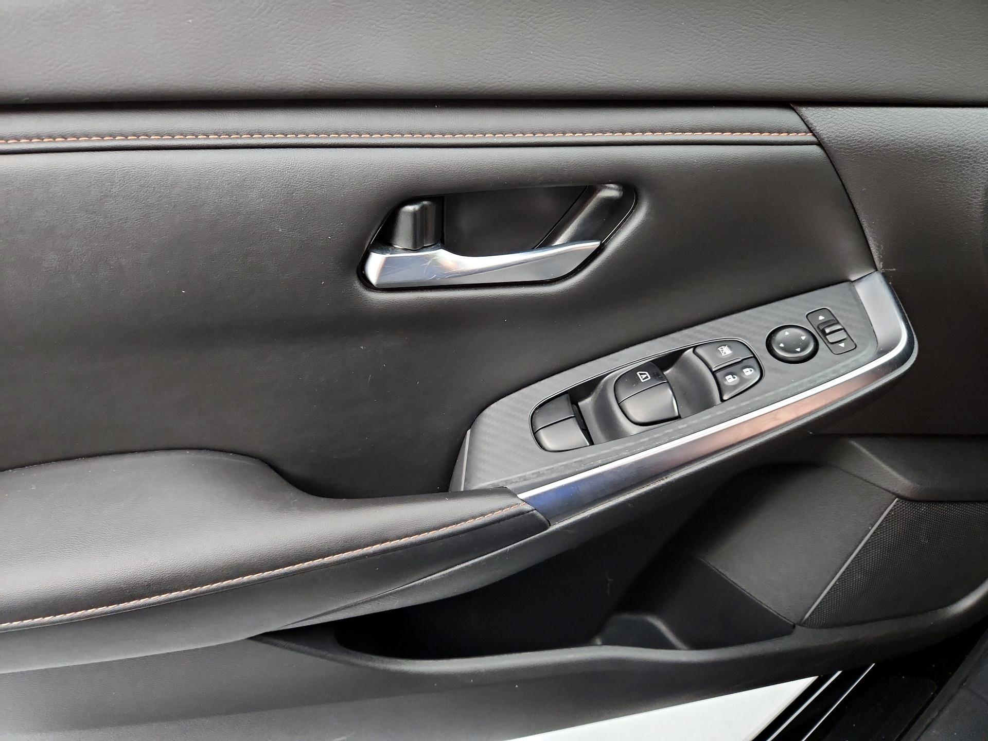 Thumbnail: 2021 Nissan Sentra - 12