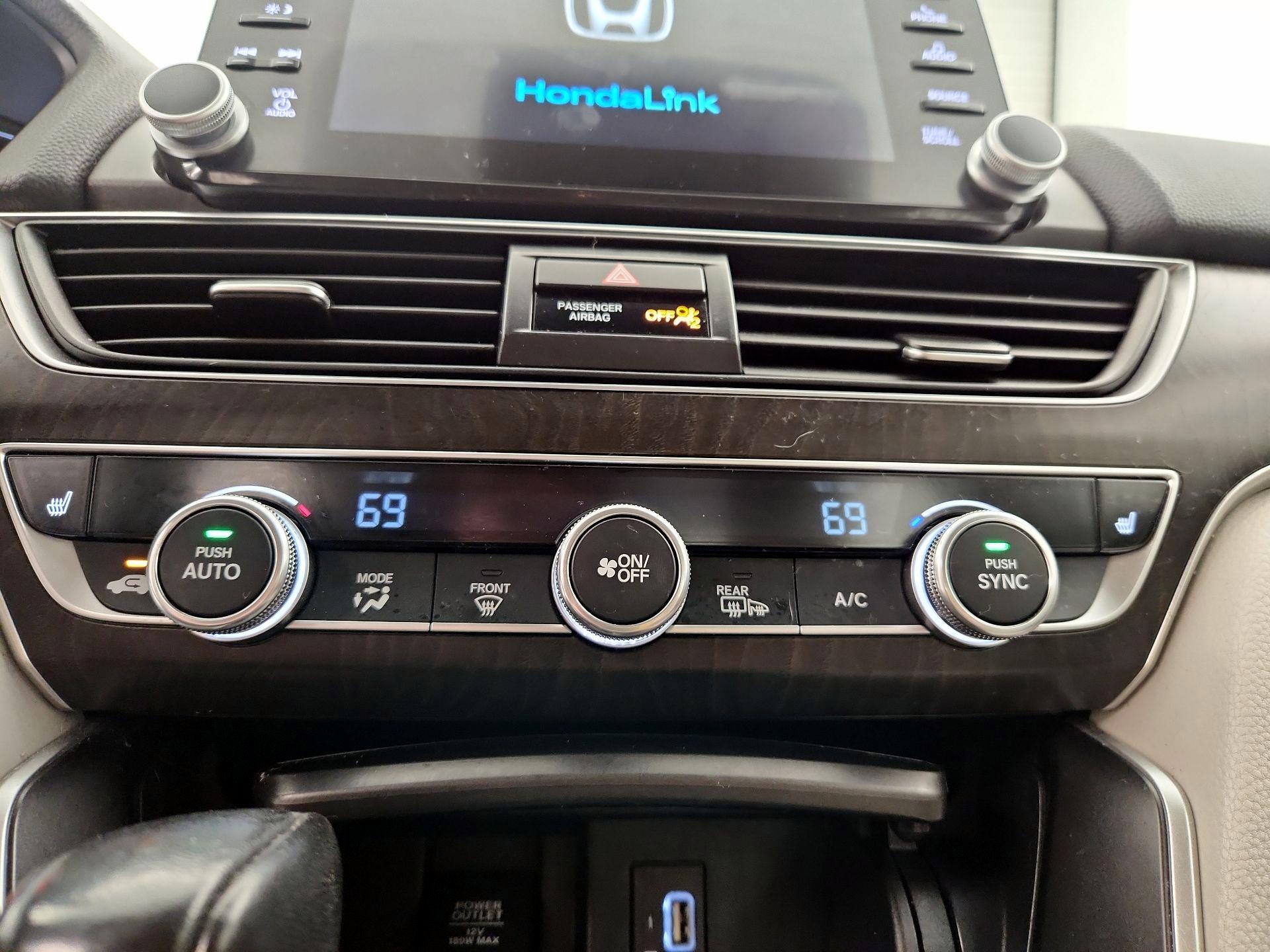 Thumbnail: 2019 Honda Accord - 16