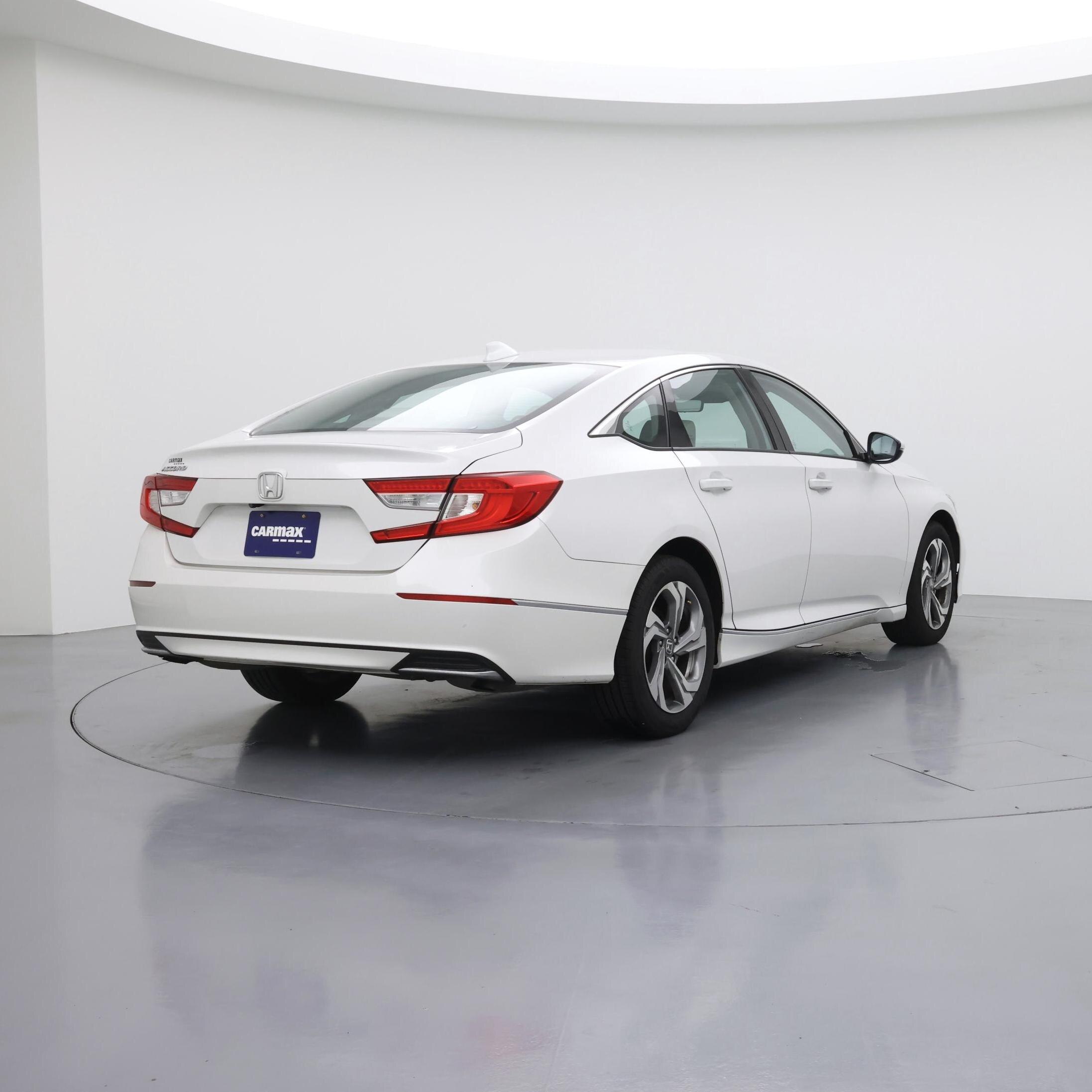 Thumbnail: 2019 Honda Accord - 8