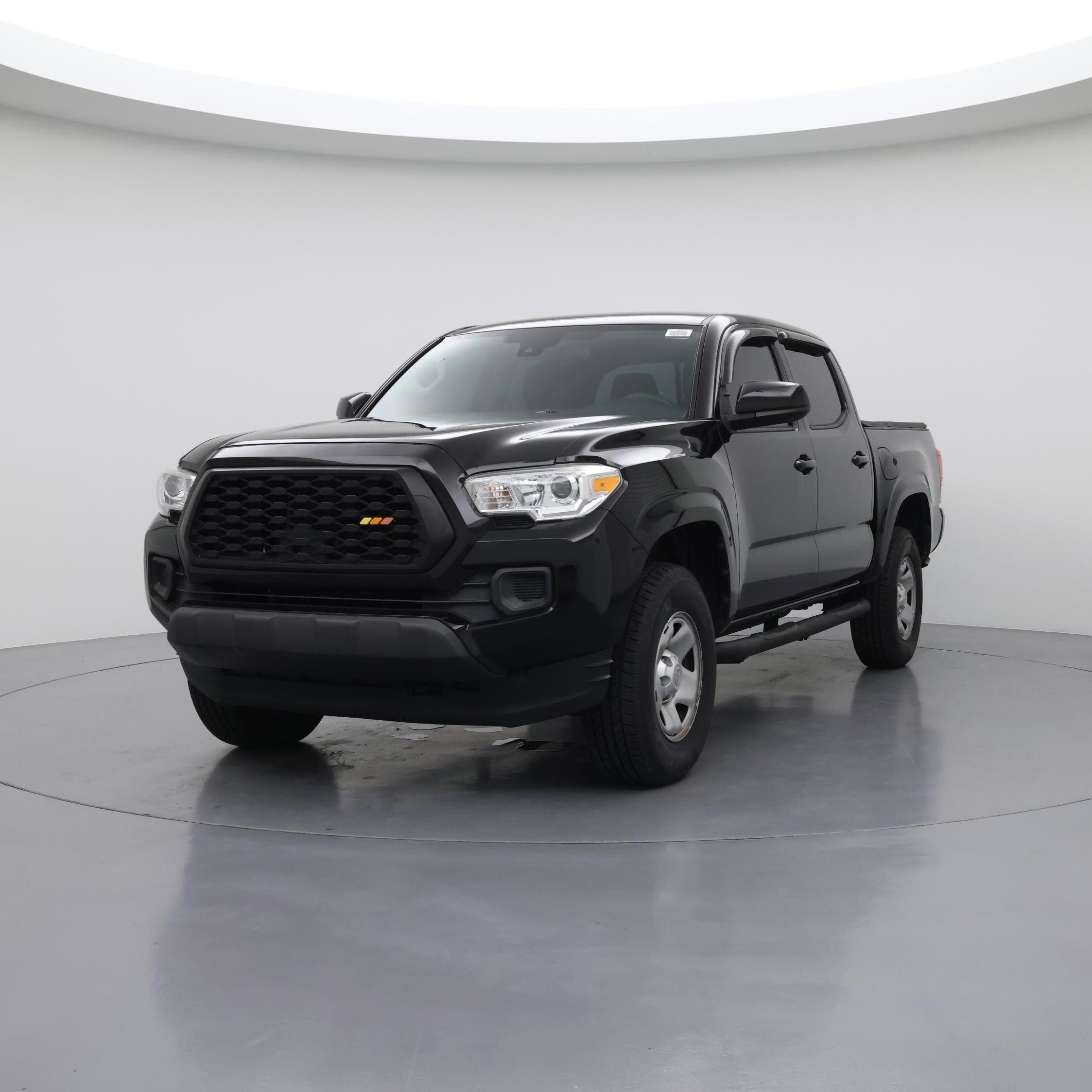 Thumbnail: 2018 Toyota Tacoma - 4