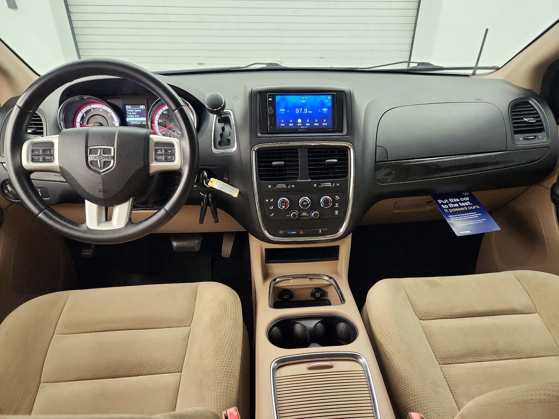 Thumbnail: 2016 Dodge Grand Caravan - 9