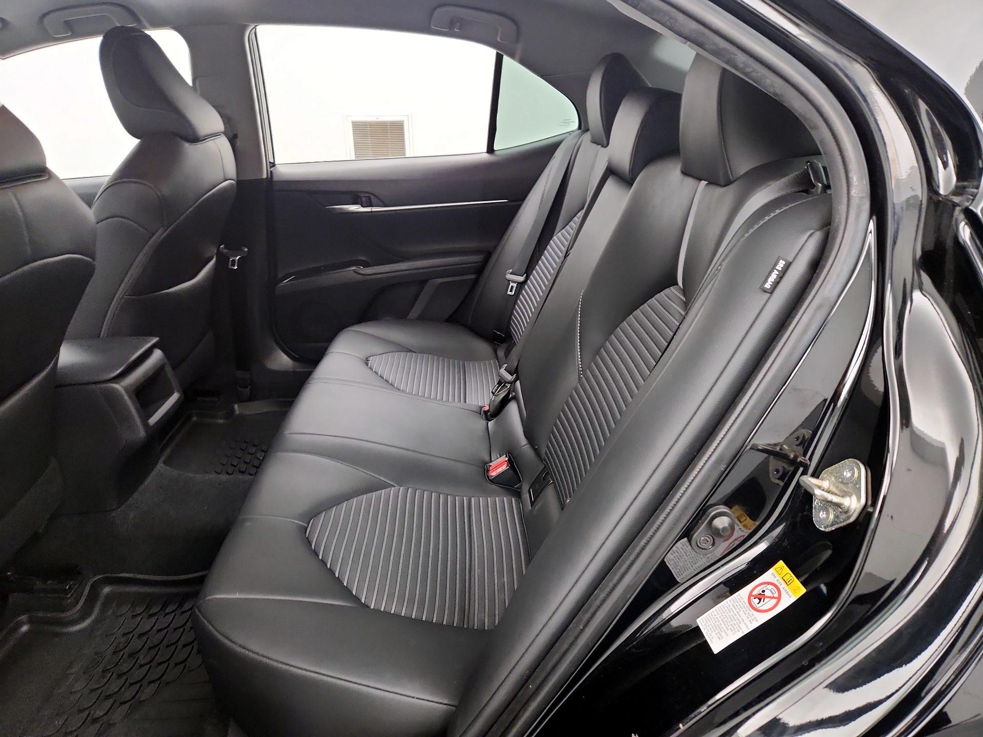 Thumbnail: 2018 Toyota Camry - 19
