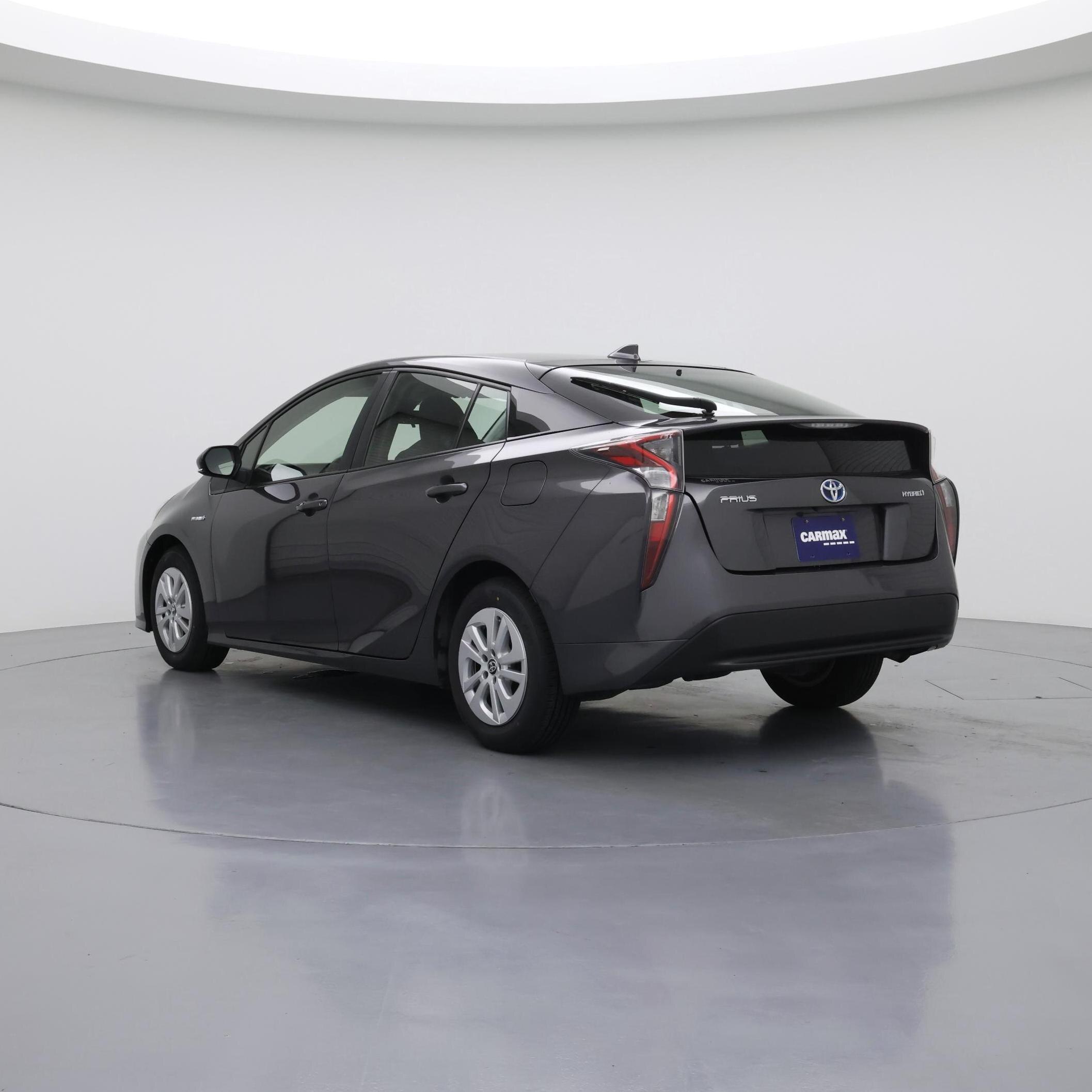 Thumbnail: 2017 Toyota Prius - 2