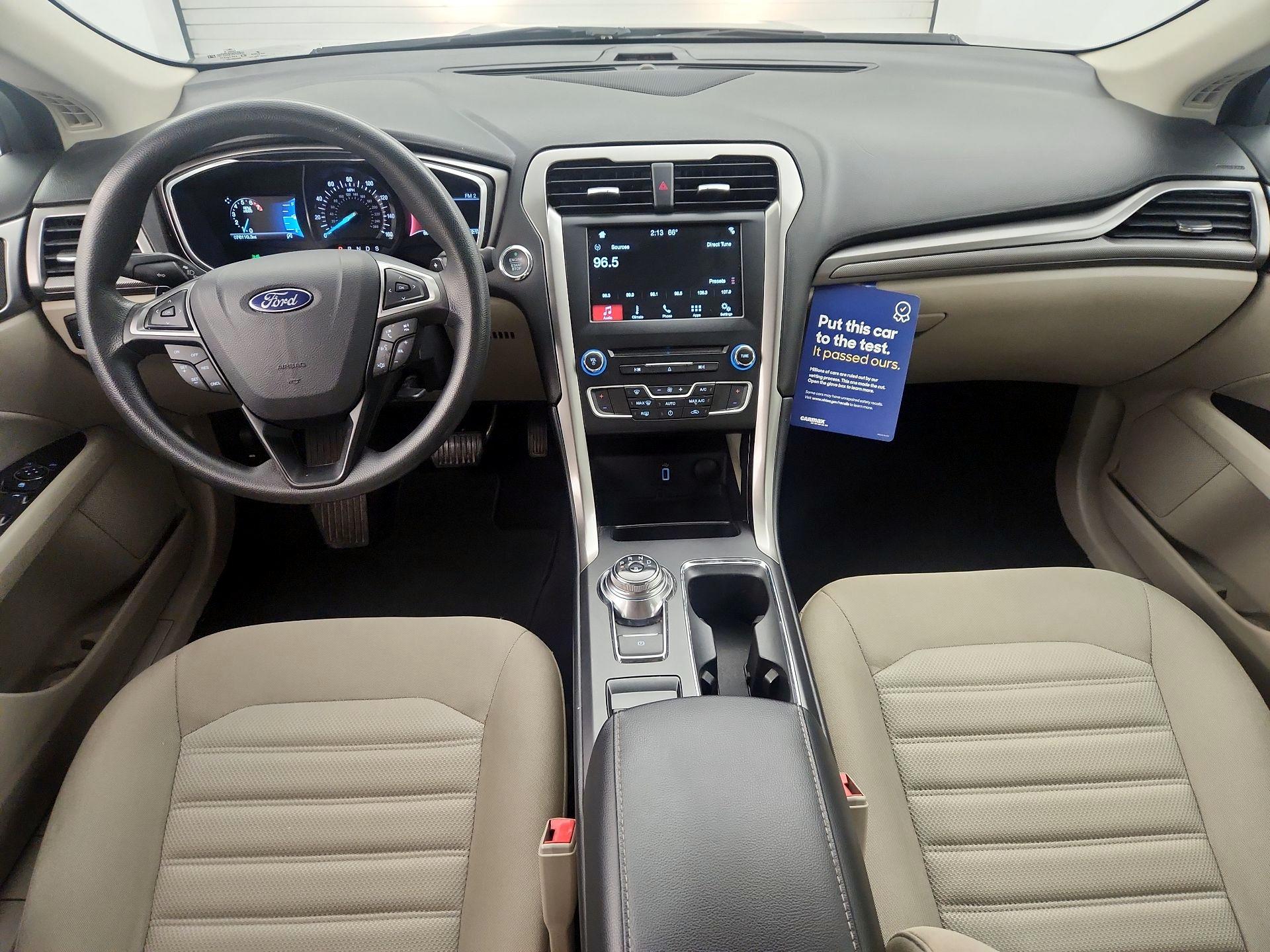 Thumbnail: 2017 Ford Fusion - 9