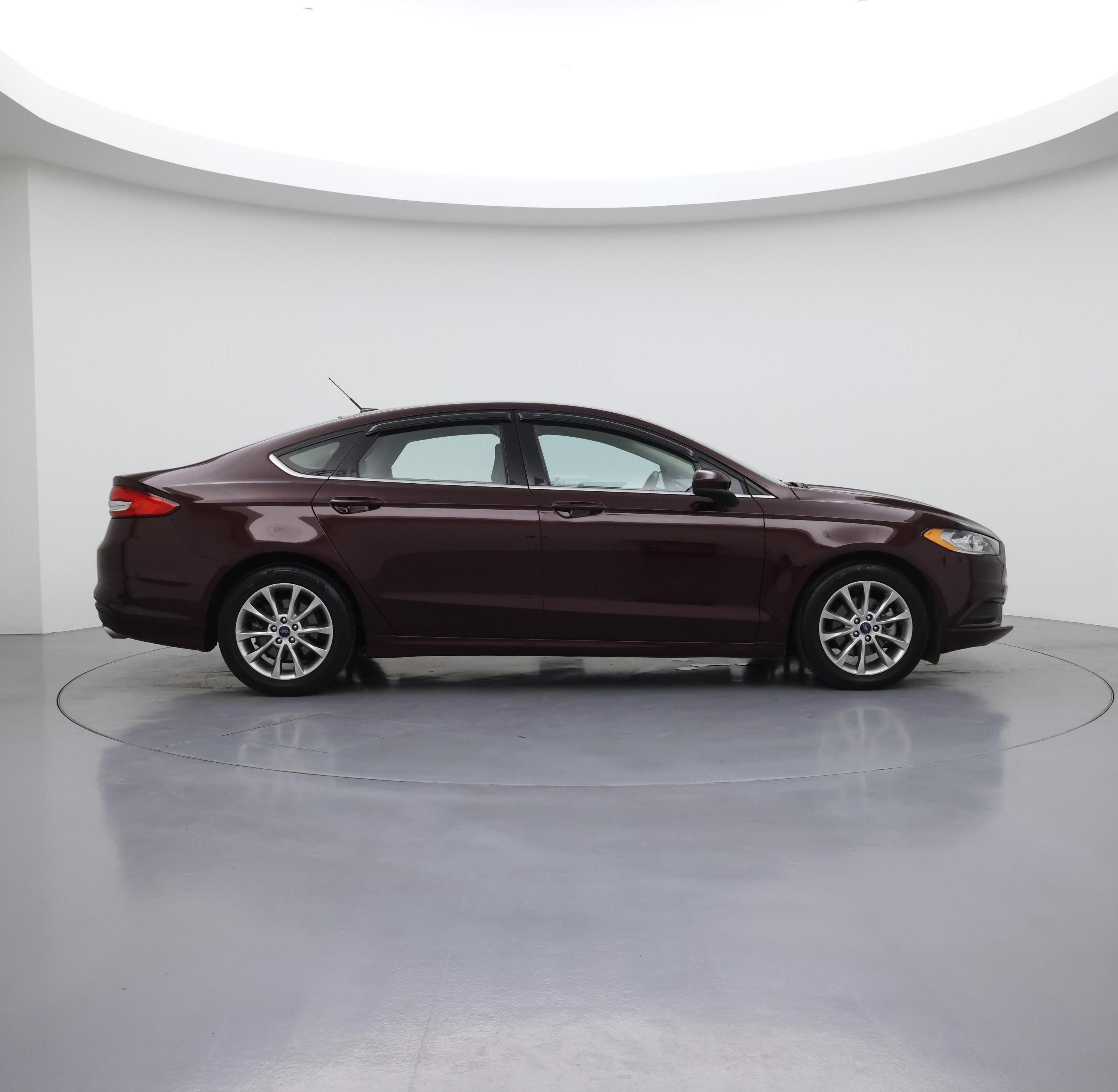 Thumbnail: 2017 Ford Fusion - 7