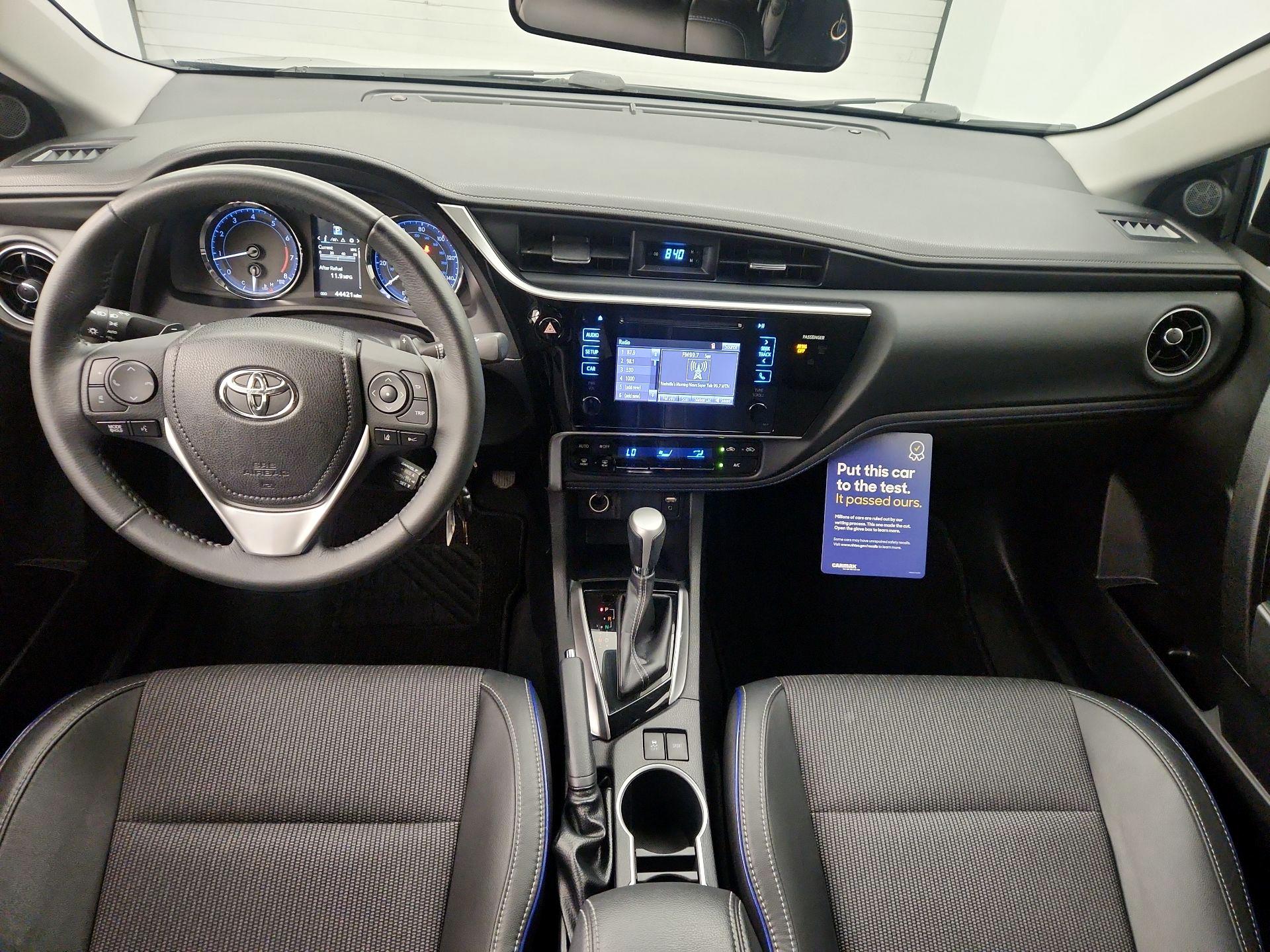 Thumbnail: 2017 Toyota Corolla - 9