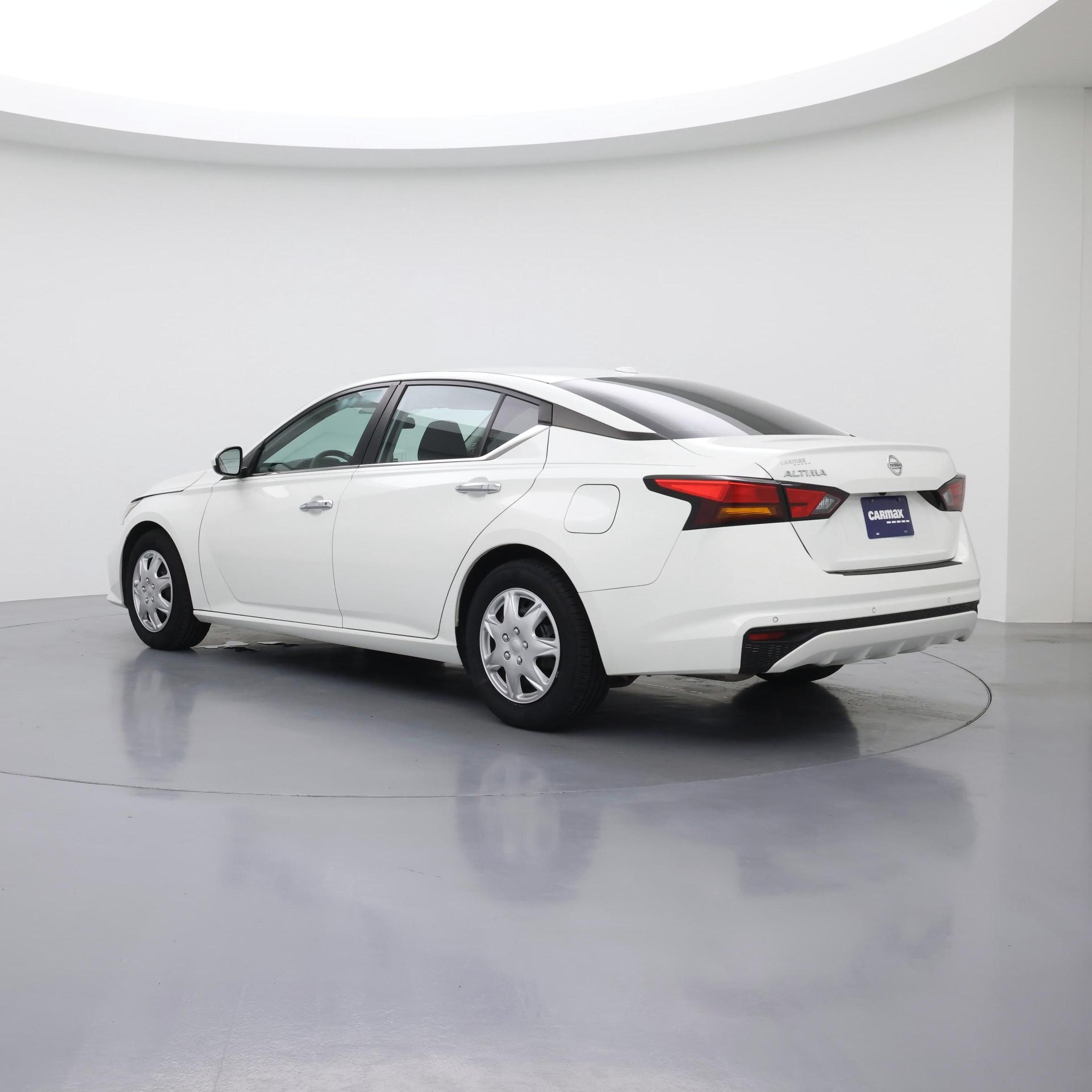 Thumbnail: 2020 Nissan Altima - 2
