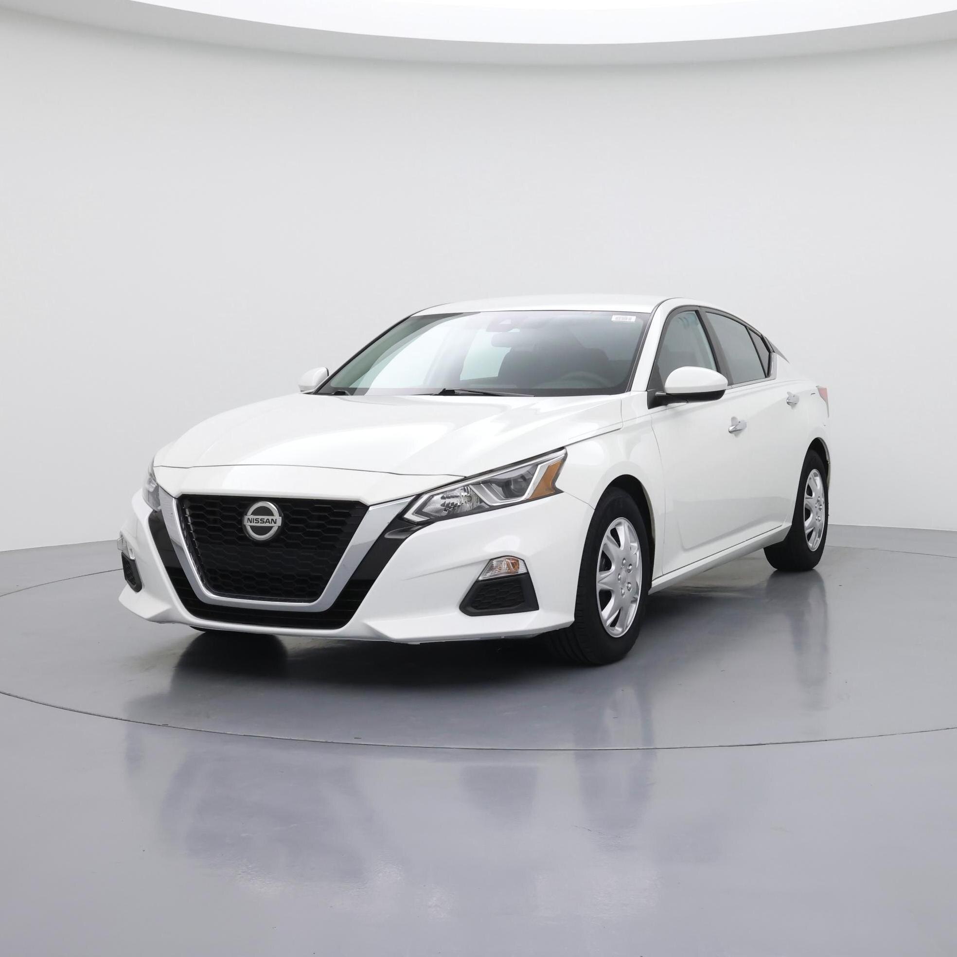 Thumbnail: 2020 Nissan Altima - 4
